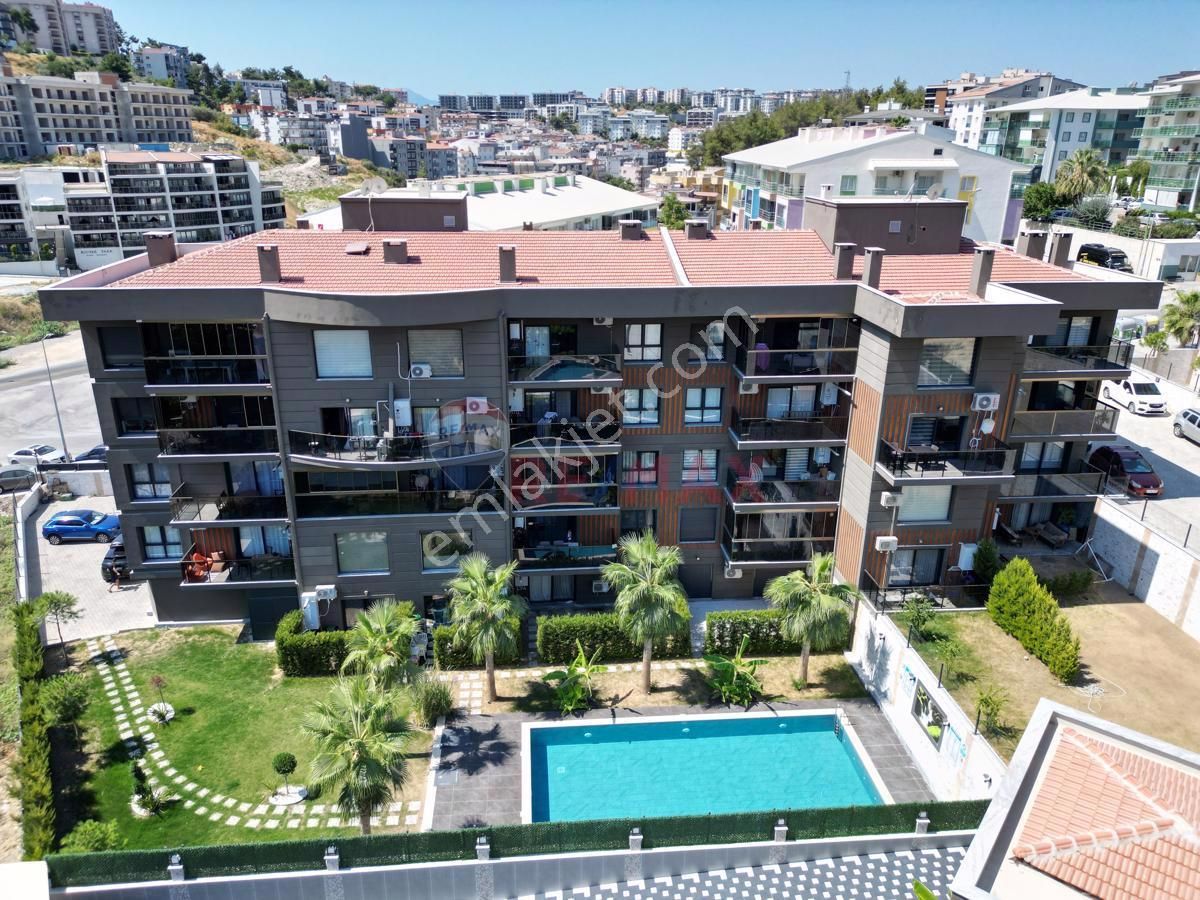 Kuşadası Ege Satılık Daire Ege Mahallesi Kartem Loft 3+1 Daire Satışta