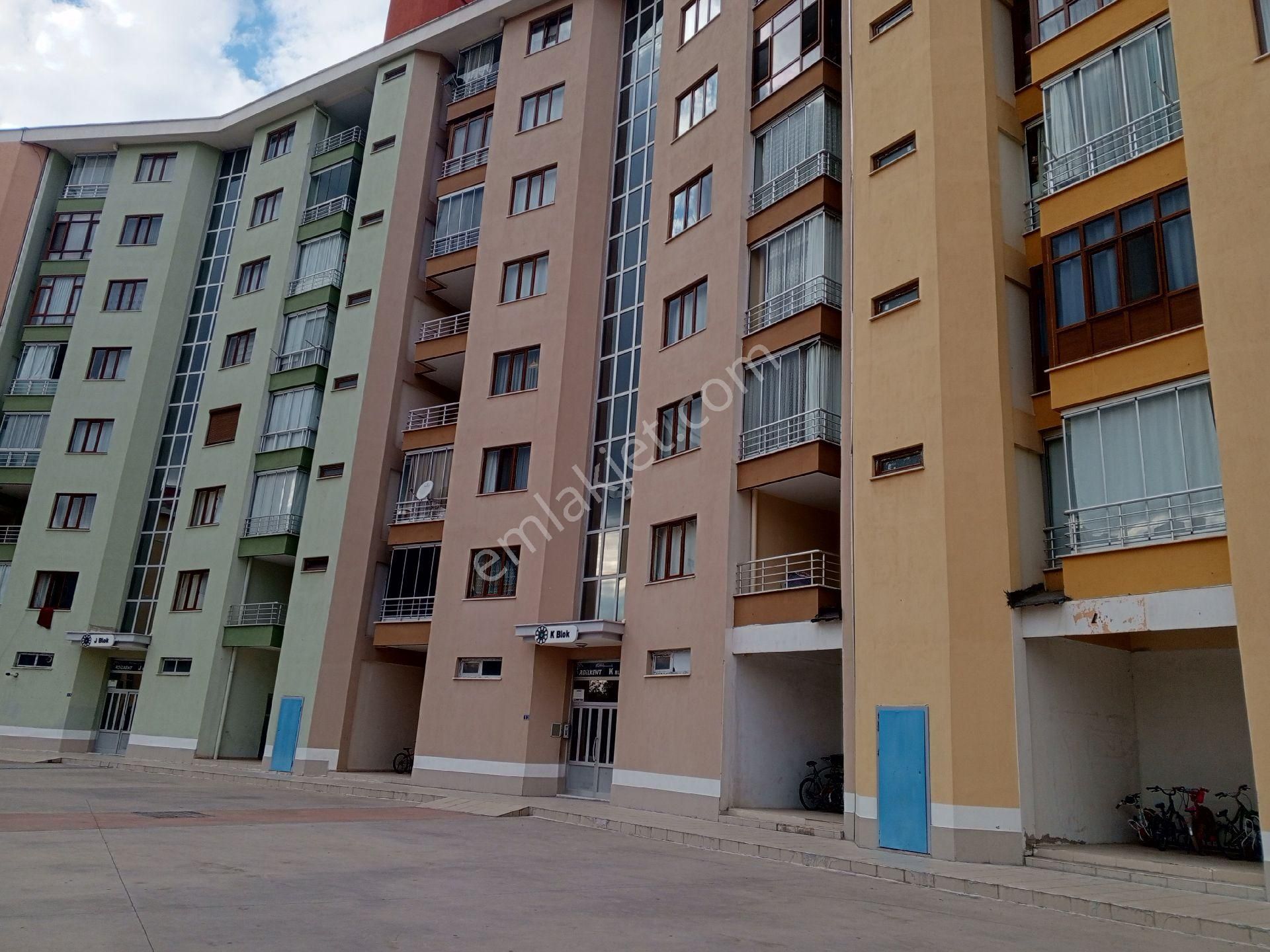 Karatay Fetih Satılık Daire KARATAY ADLİYE KARATAY ÜNÜVERSİTESİ KARŞISINDA 175 M2 3+1 SATILIK DAİRE