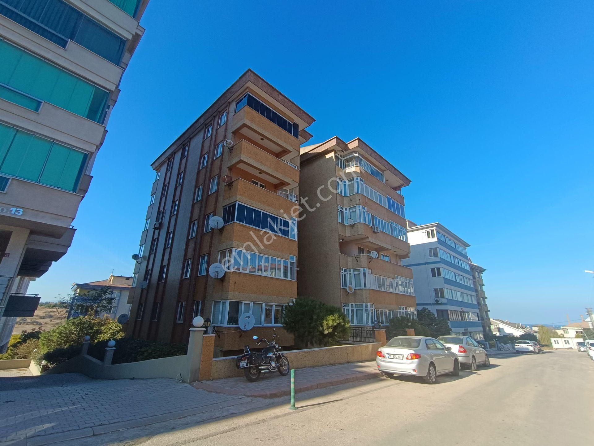 Bandırma Paşakent Satılık Daire  PAŞAKENT' TE DENİZ MANZARALI 3+1  125M2 SATILIK DAİRE S 2607