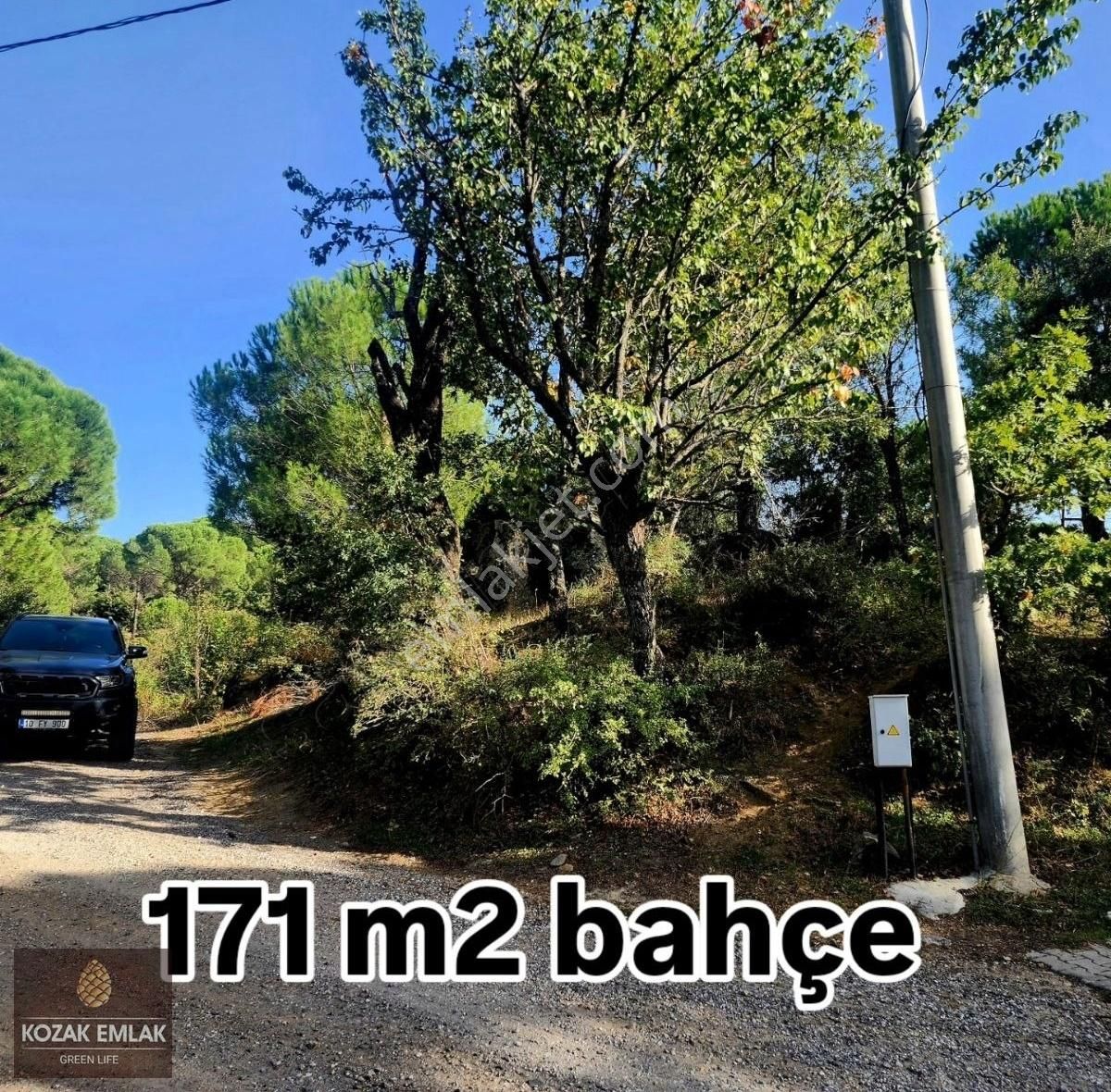 Bergama Kozak Karaveliler Bahçe Satılık