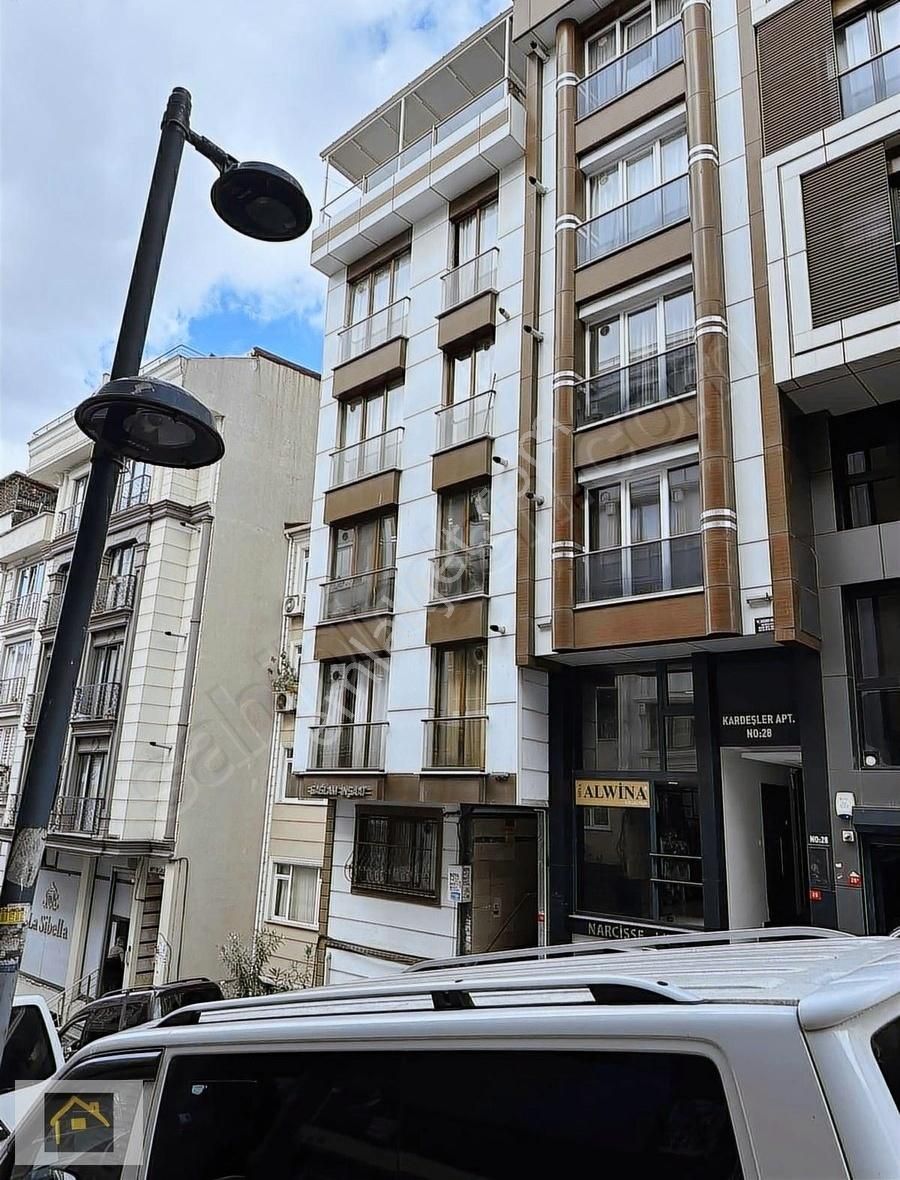 Şişli Halide Edip Adıvar Kiralık Daire CADDEDEN H.EDİP ADIVARDA 2+1 KİRALIK DAİRE