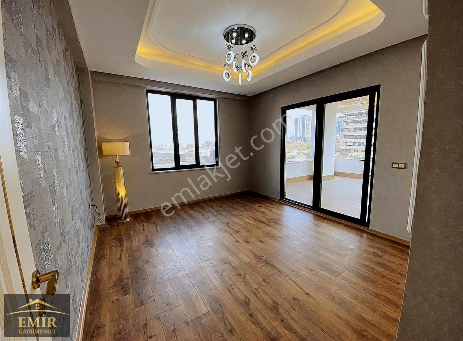 Emir Gayrimenkulden Fıstıklıgın Göbeğinde 3.5+1 Daire Sunar - Görsel 8