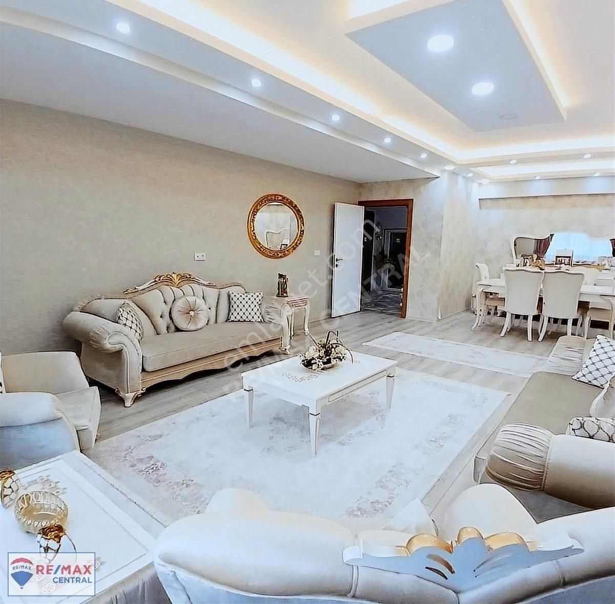 Sivas Merkez Çiçekli Satılık Daire Remax Central 'den Ultra Lüks Satılık 5+1