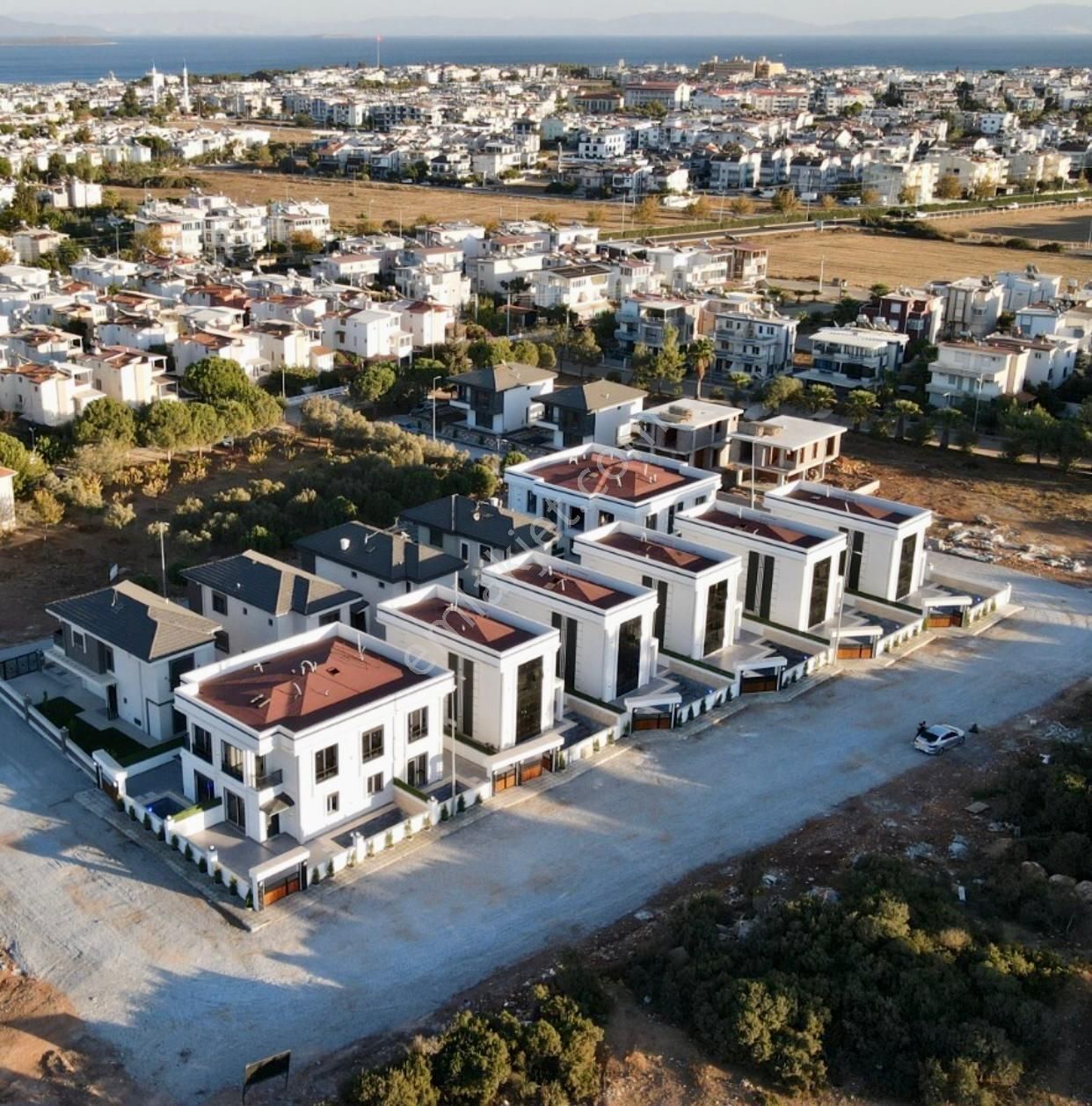 Didim Çamlık Satılık Villa Sayan Emlak'tan Satılık Malikane 