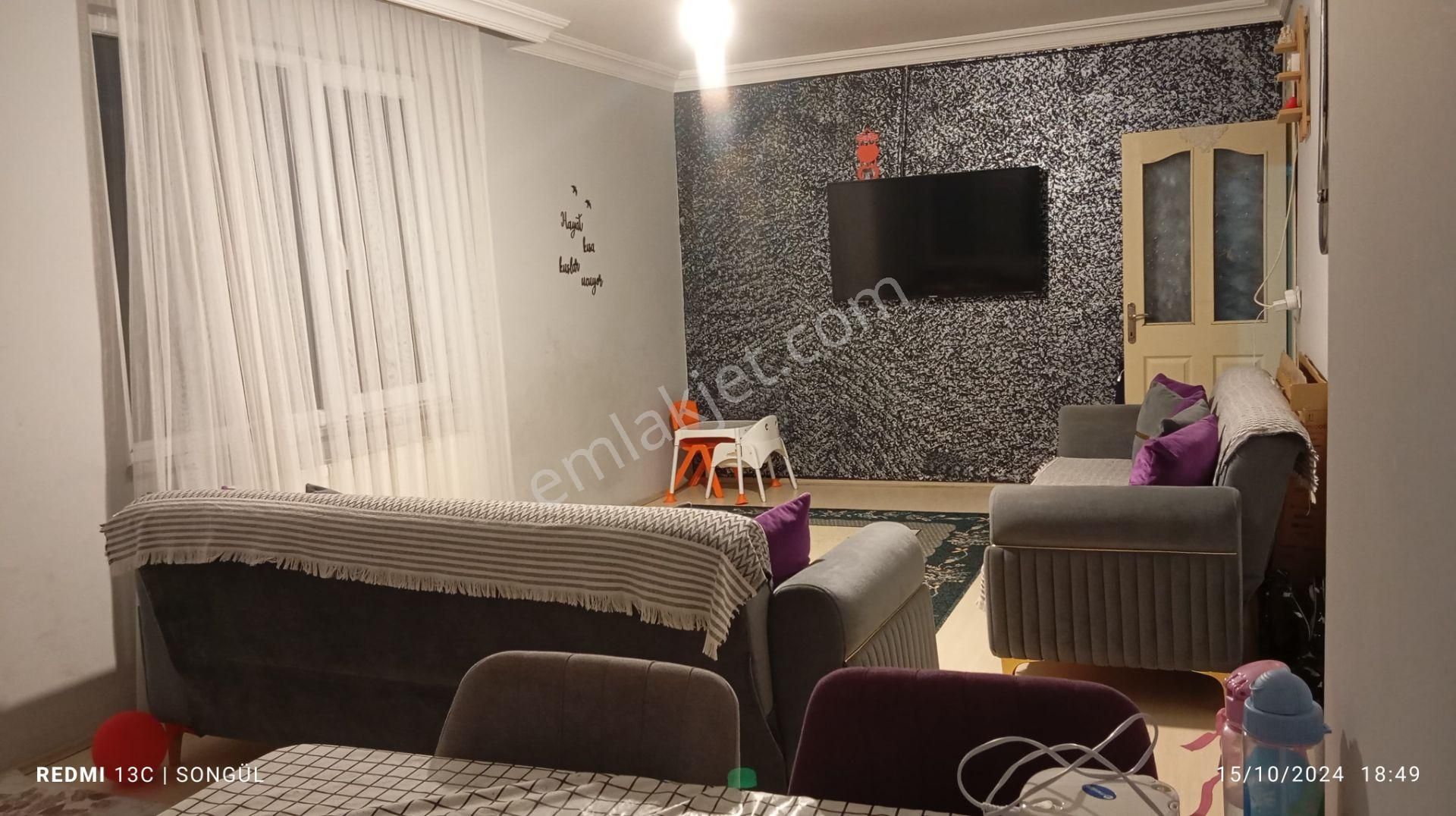 Esenyurt Pınar Satılık Daire  ESENYURT' TA  SATILIK 110 m2  GENİŞ 2+1  ARAKAT