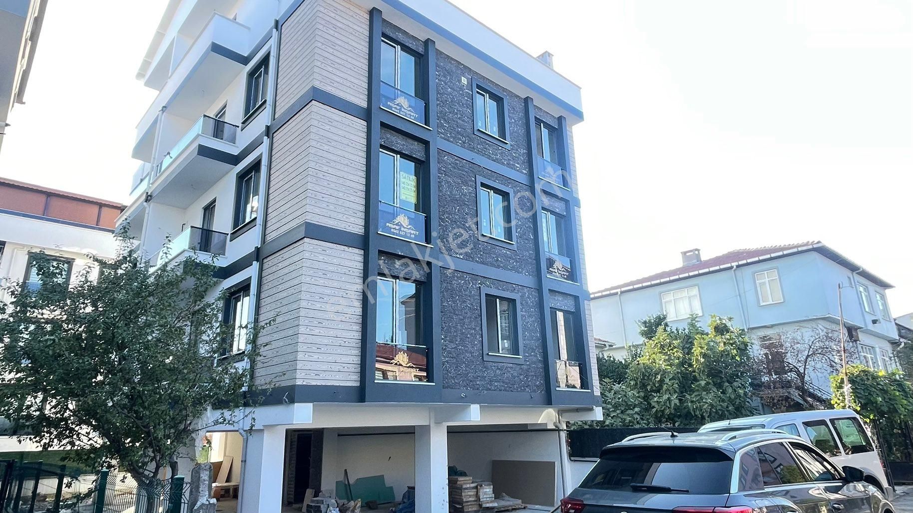 Körfez Güney Satılık Daire KÖRFEZ GÜNEY MAH 3+1 SIFIR ÇATI DUBLEX 160m2