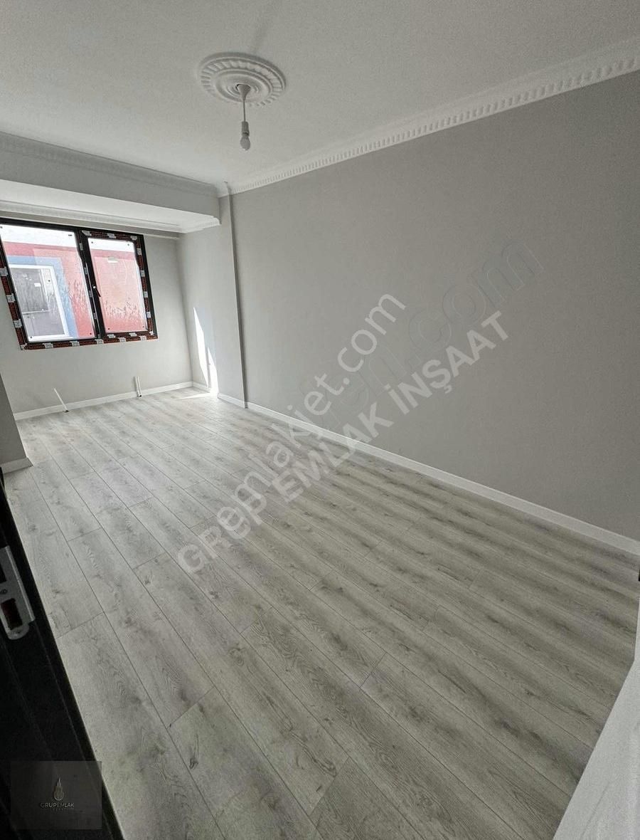 Başakşehir Altınşehir Satılık Daire MEYDANDA SATILIK LÜX 2+1 ARAKAT