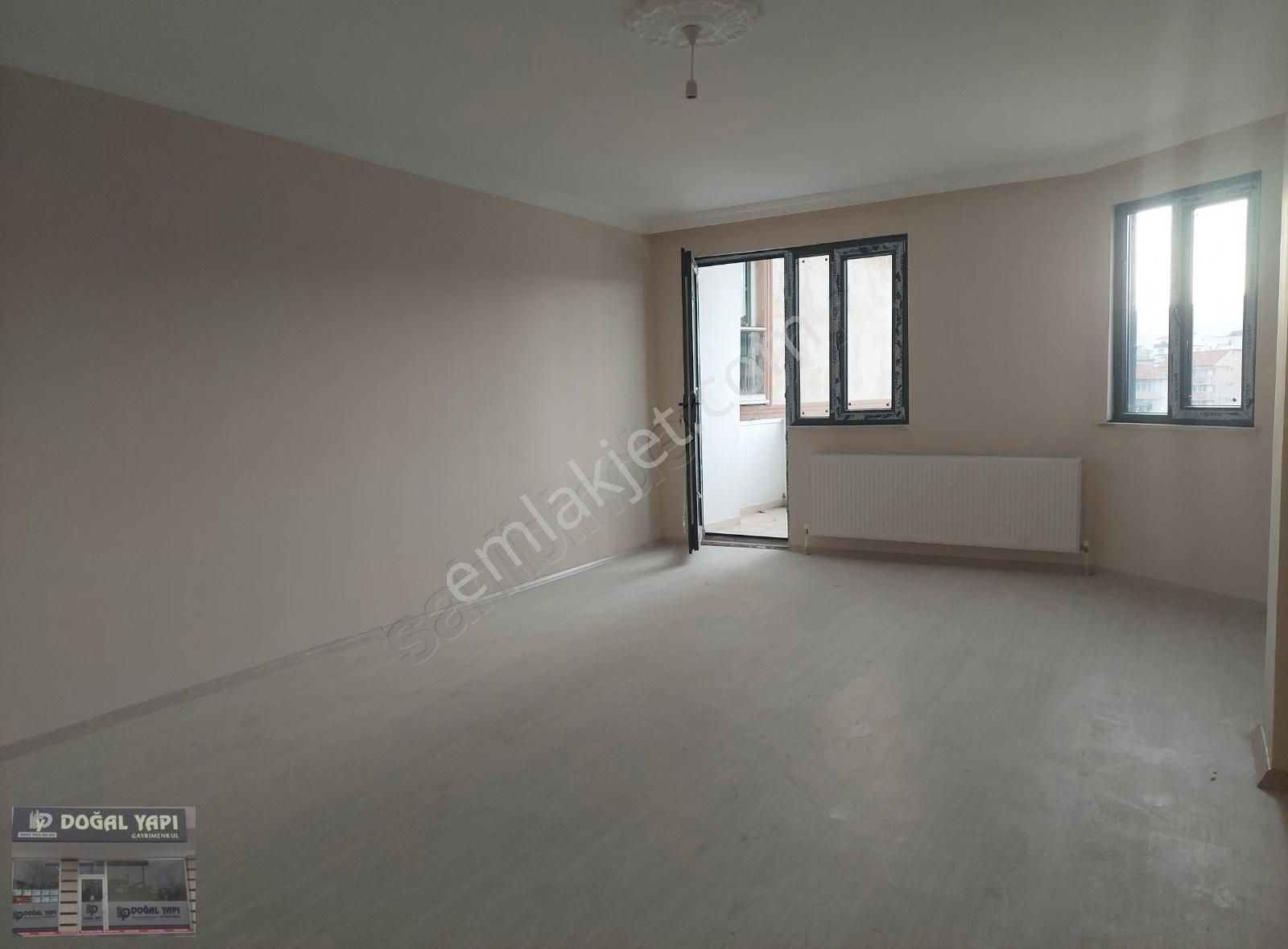 Gebze Arapçeşme Satılık Daire SATILIK 3+1 130M2 3.KAT ASANSÖRLÜ GEBZE ARAPÇEŞME MAH MERKEZEDE