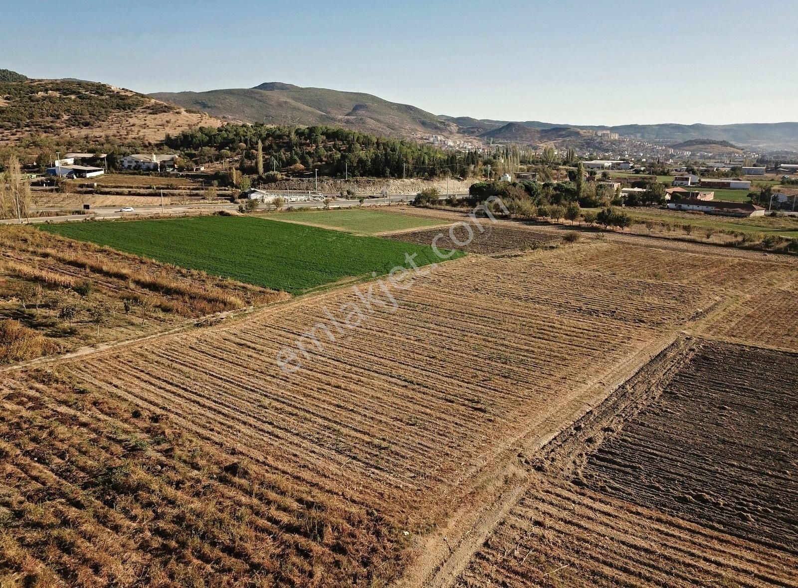 Bigadiç Işıklar Satılık Tarla BALIKESİR BİGADİÇ IŞIKLAR MAH. 2671 M2 SATILIK TARLA