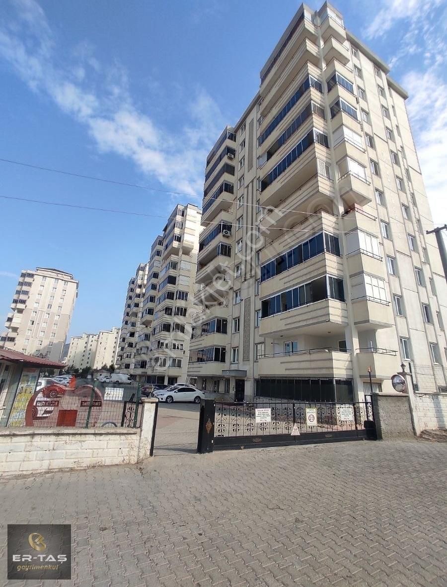 Onikişubat Yirmiikigün Kiralık Daire Er-taş'tan Yirmiikigün Mahallesinde Site İçerisi Geniş 4+1...