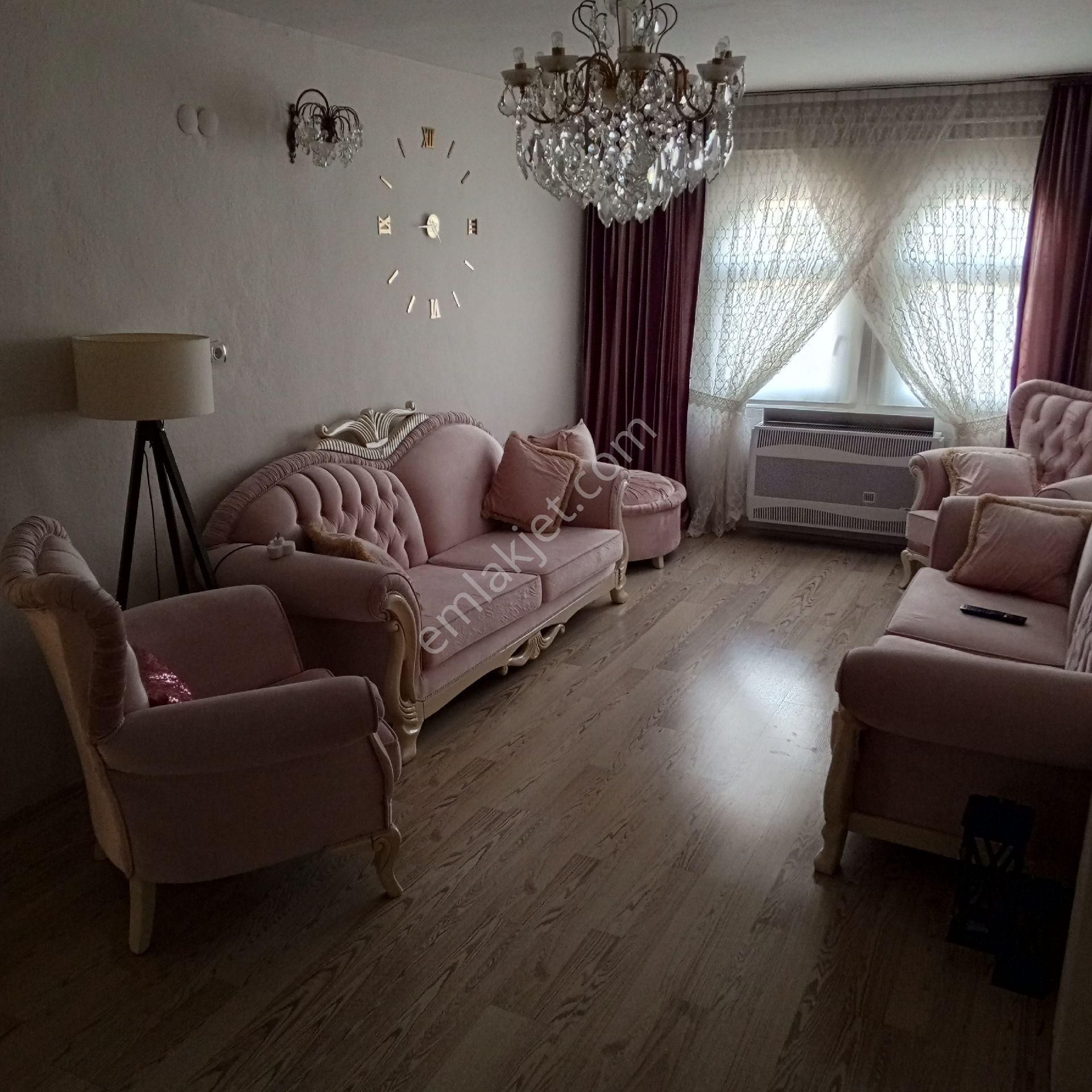 Arifiye Fatih Satılık Daire 680m2 arsa içinde 235m2 daire