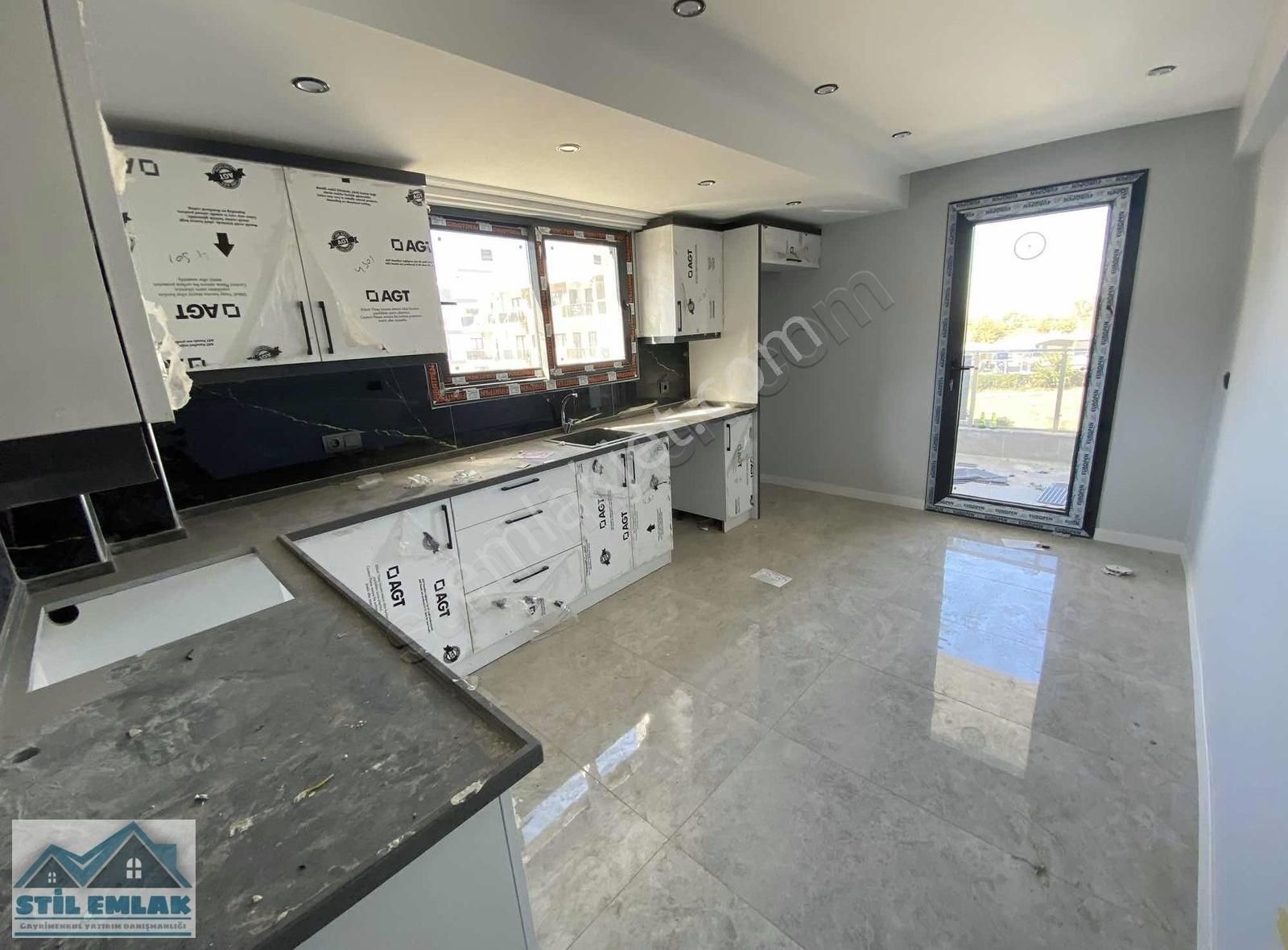 Salihli Yeşilyurt Satılık Daire SALİHLİ SATILI 2+1 98 M2 SIFIR DAİRE LUNA AVM ARKASI