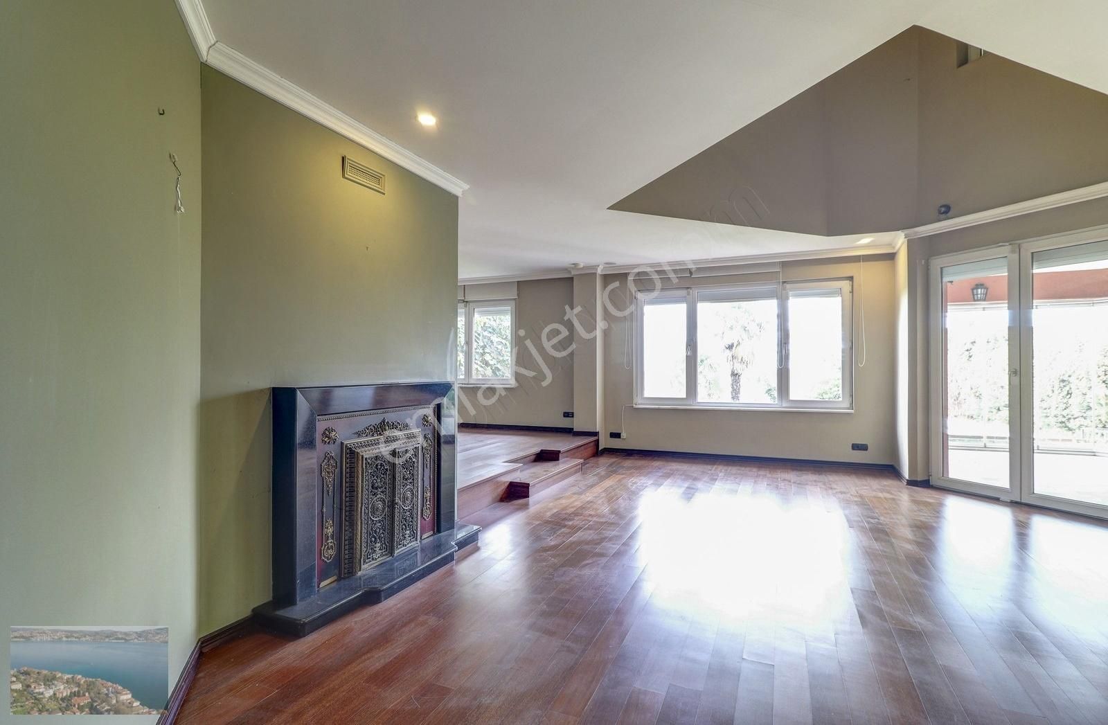 Zekeriyaköyde Fırsat: Deniz, Orman Manzaralı Büyük Bahçeli Villa - Görsel 17