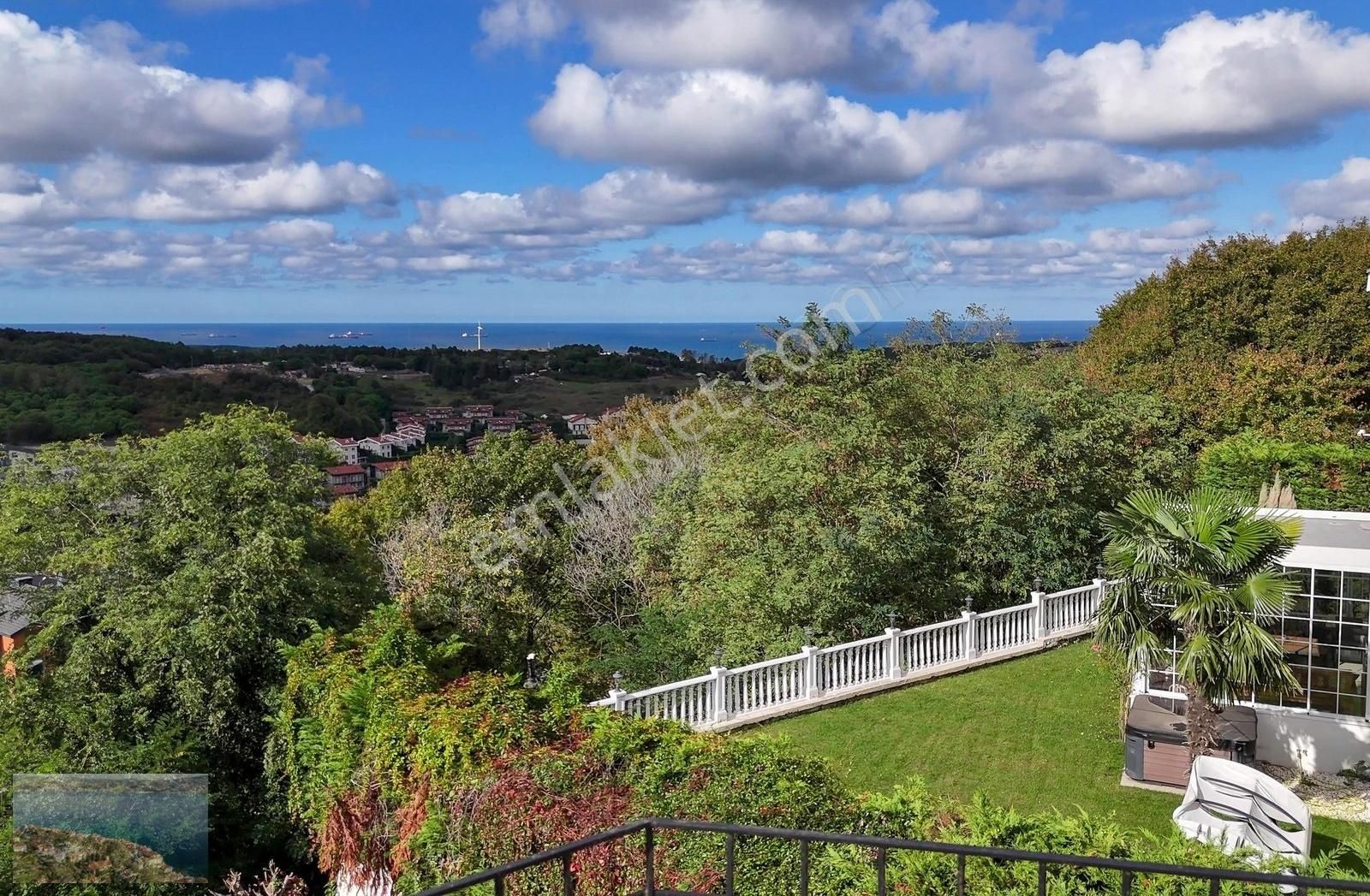 Zekeriyaköyde Fırsat: Deniz, Orman Manzaralı Büyük Bahçeli Villa - Görsel 4