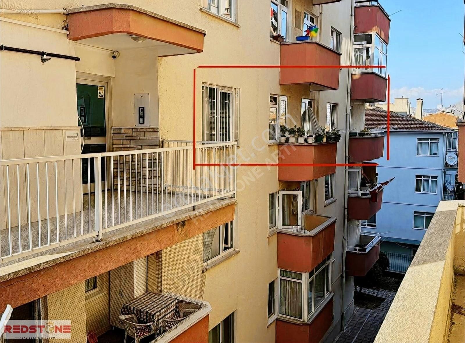 Çankaya 100. Yıl Satılık Daire 100.YIL MAHALLESİ YENİ FOÇA SOKAK 3+1 GİRİŞ KAT SATILIK DAİRE