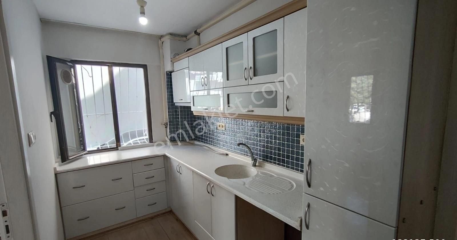 Balçova Eğitim Satılık Daire ATA CADDESİ YAKINI 55 M2 1+1 YATIRIMLIK YÜKSEK GİRİŞ DAİRE