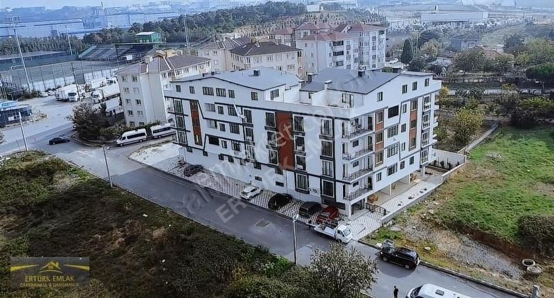 Çayırova Akse Satılık Daire ERTÜRK EMLAK'TAN AKSE MAHALLESİNDE SIFIR 3+1 122M2 ARA KAT DAİRE