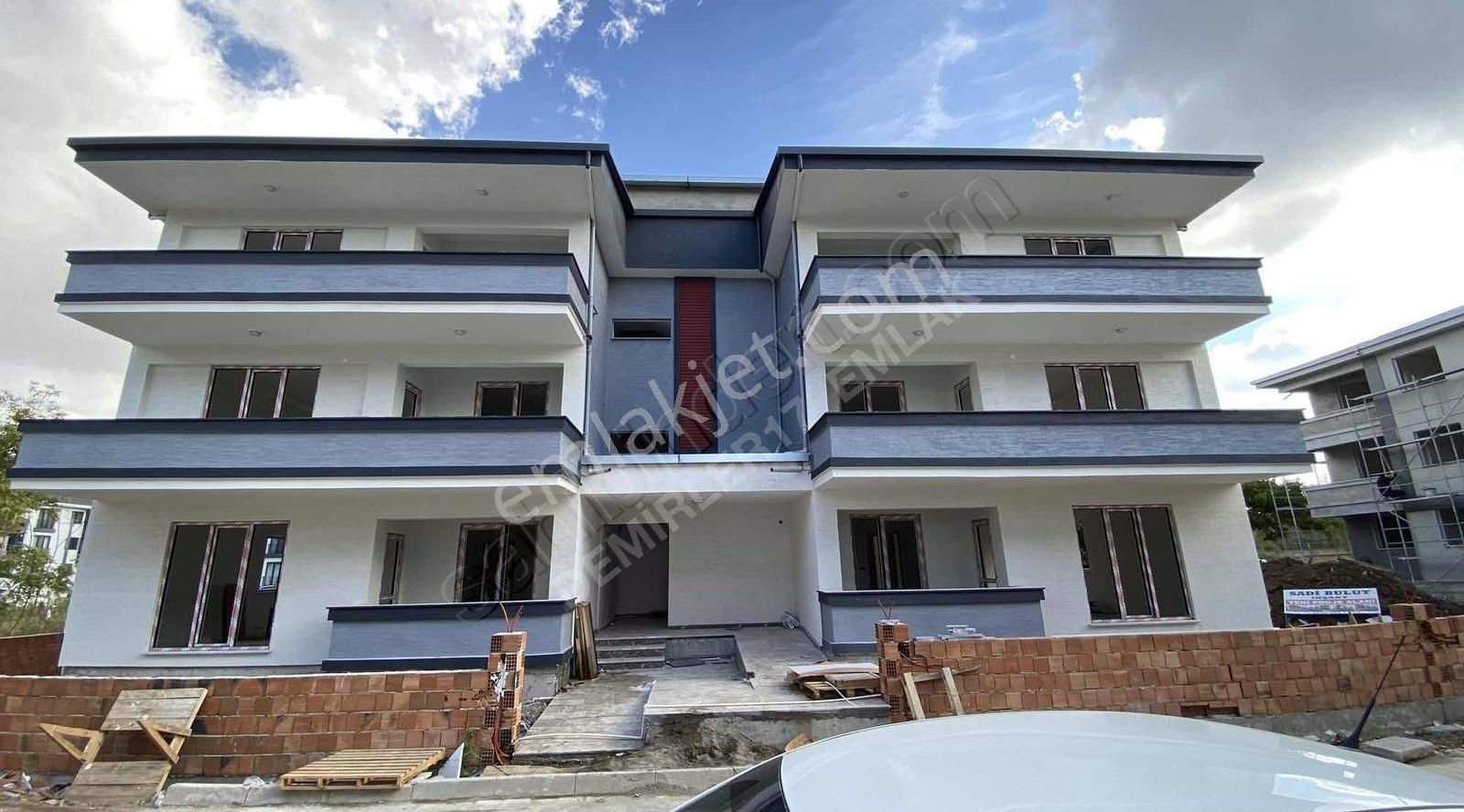 Biga Sakarya Satılık Daire YENİ YAKA 3+1 SATILIK DAİRE