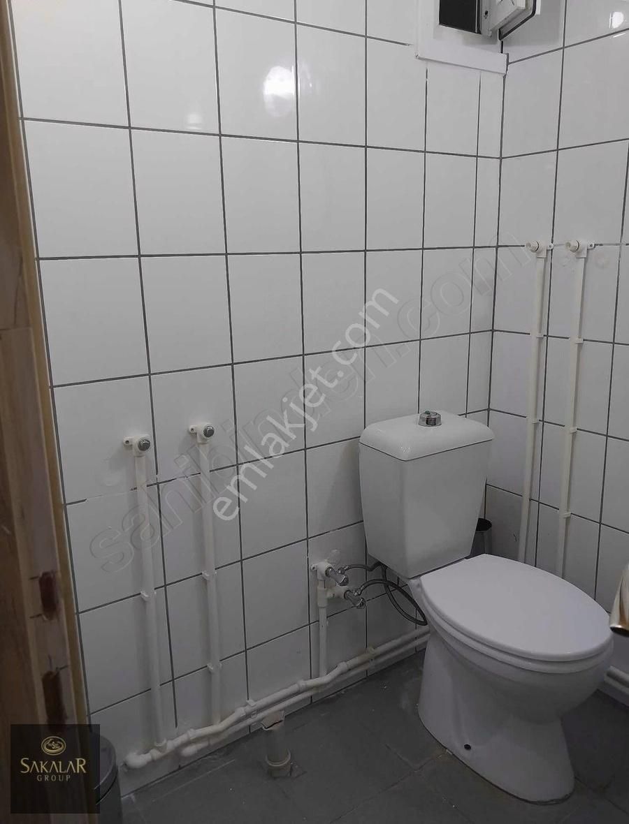 Ümraniye Armağanevler Kiralık Daire FINANS MERKEZININ DIBI 2 + 1 KIRALIK TERAS KAT DAİRE