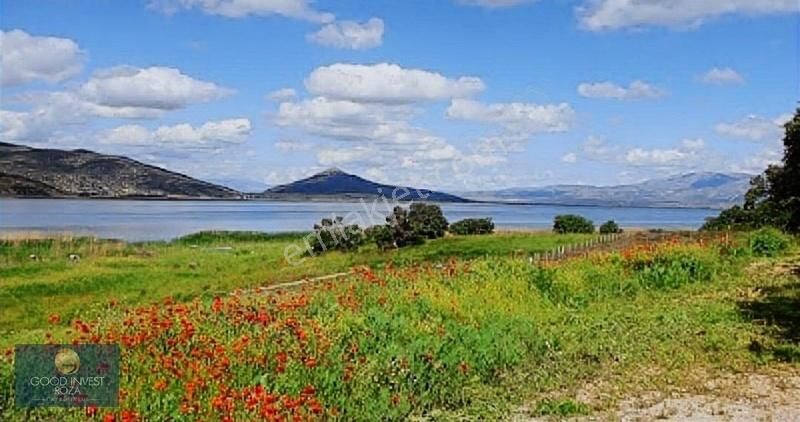 Senirkent Akkeçili Köyü (Bülbül) Satılık Tarla Isparta Senirkent Akkeçili Satılık Göl Manzaralı Tarla