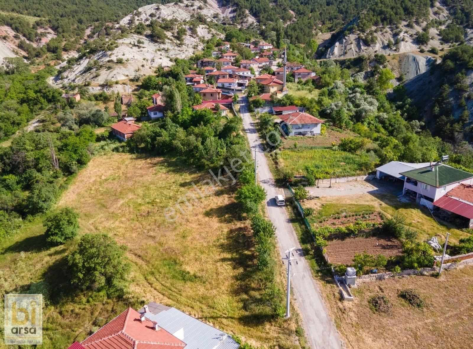 Göynük Kürnüç Köyü Satılık Konut İmarlı BOLU GÖYNÜK'TE İMARLI 651 m² KÖYİÇİ FIRSAT MÜSTAKİL ARSA !