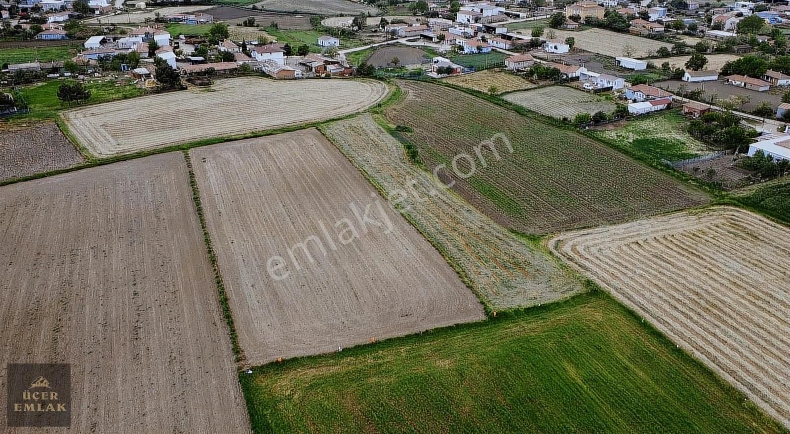 İpsala Koyuntepe Köyü Satılık Tarla Edirne İpsala Koyuntepe Köyünde 1366m2 İmarlı Arsa