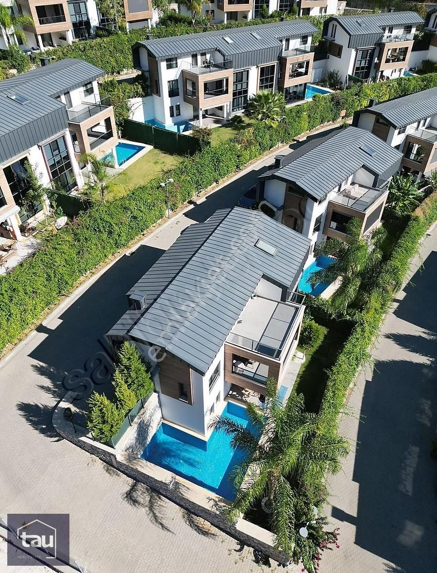 Marmaris Beldibi Satılık Villa Marmaris Beldibinde Site De 4+2 Müstakil Havuzlu Villa