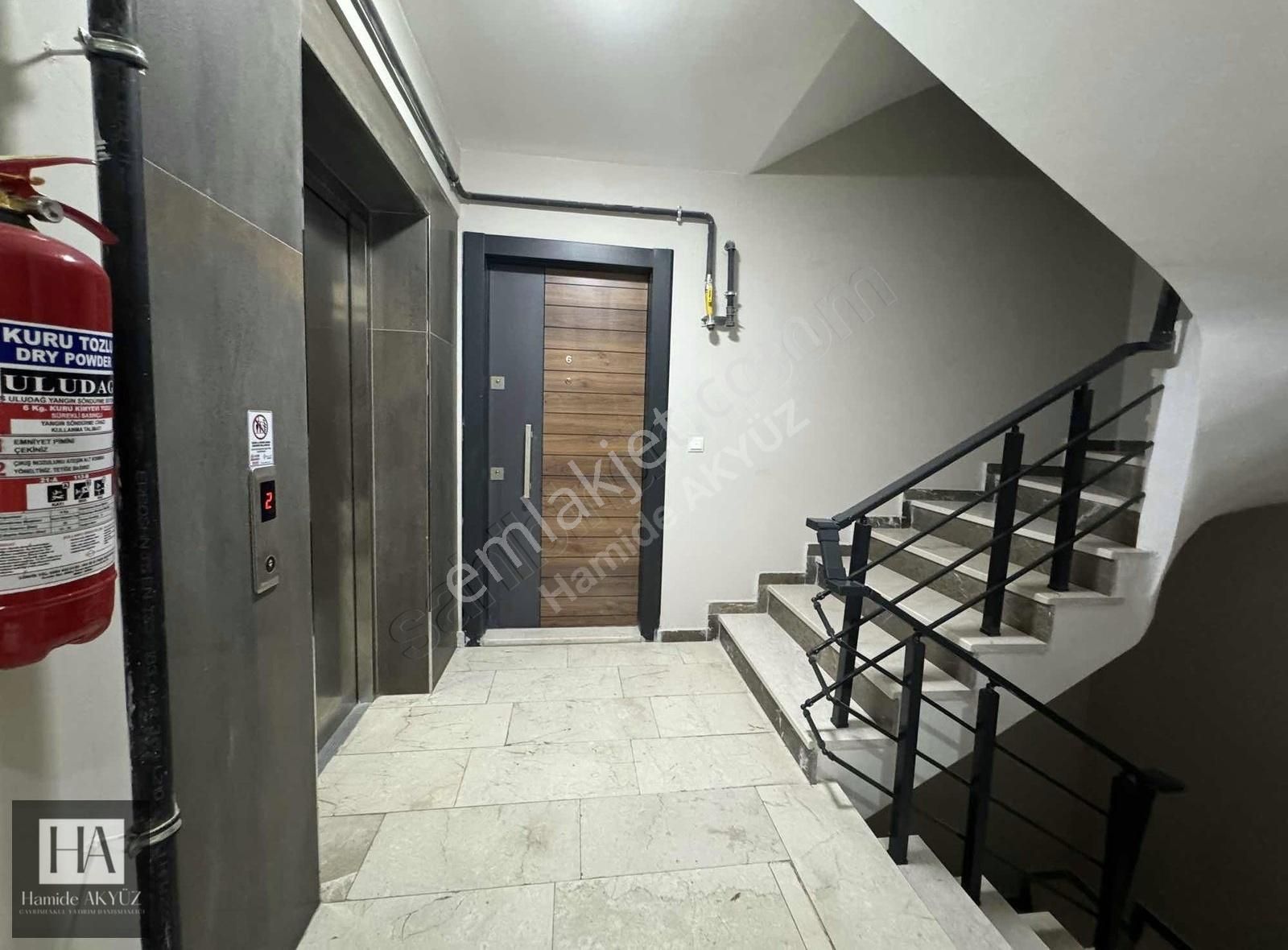 Hamide Akyüz' Den Yolçatı Koçakkent' Te Kiralık 2+1 Daire - Görsel 11