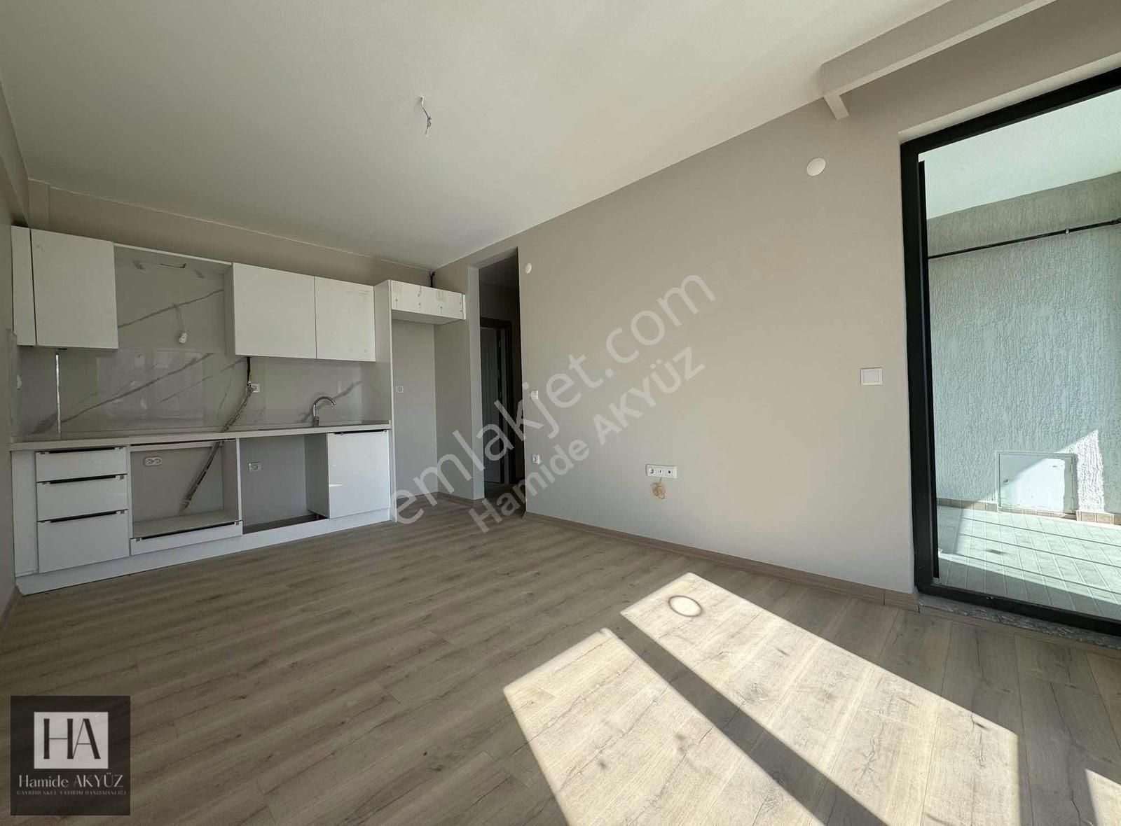 Hamide Akyüz' Den Yolçatı Koçakkent' Te Kiralık 2+1 Daire - Görsel 4