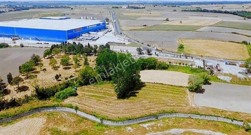 Silivri Beyciler Satılık Tarla SİLİVRİ BEYCİLER DE YERLEŞİM YANINDA 587m2 PARSEL