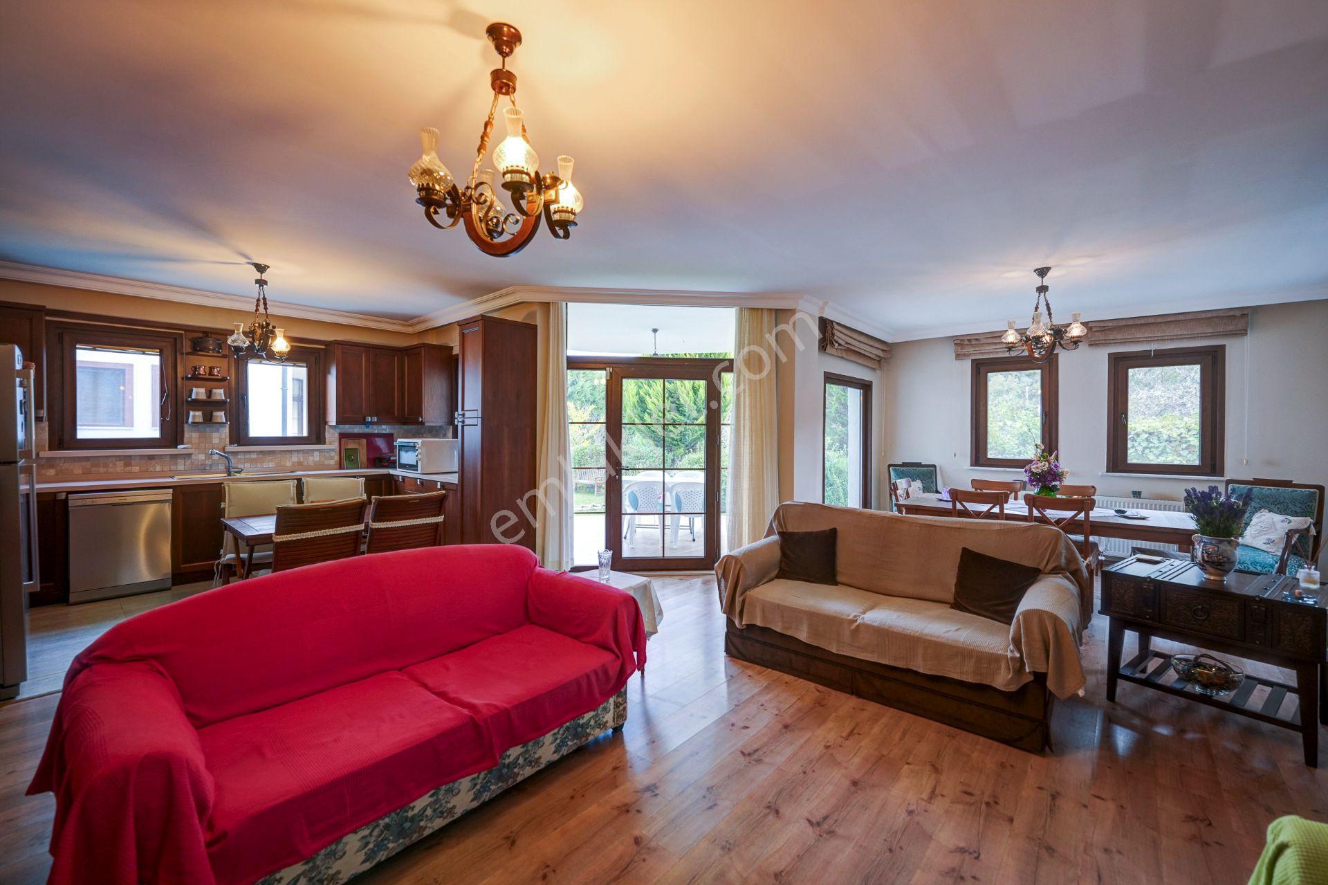 Fırsat Şile Satılık İki Villa 2336m2 Bahçe İçinde Denize Yakın - Görsel 11