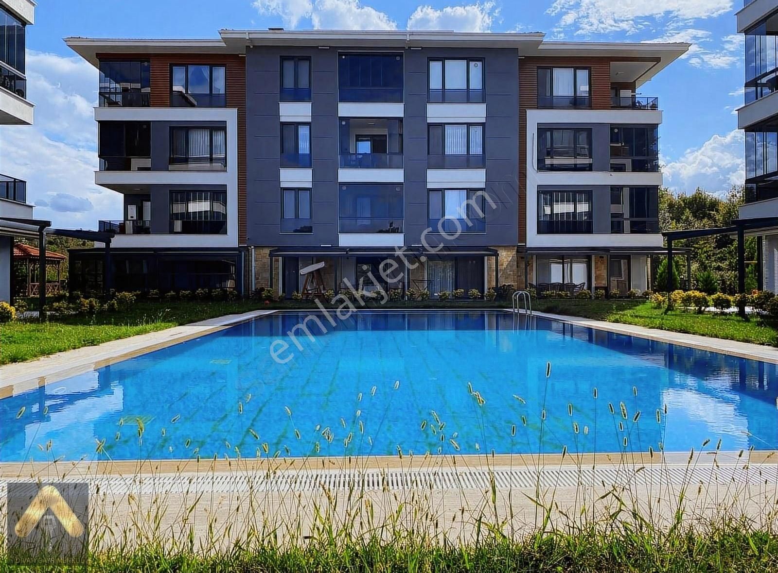 Perşembe Efirli Kiralık Daire DİVAN GAYRİMENKUL EFİRLİ YEŞİLVADİ'DE 120M2 2+1 EŞYALI KİRALIK