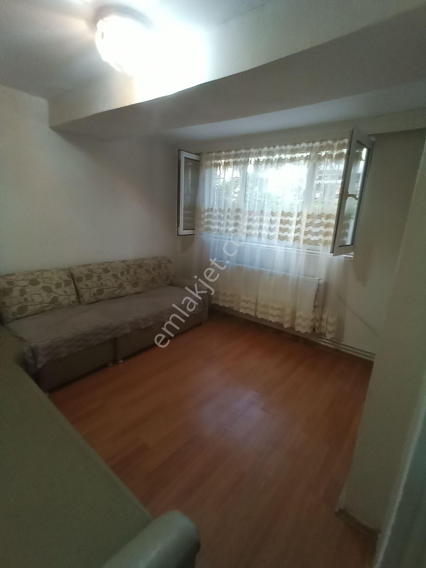 Fatih Sümbül Efendi Kiralık Daire Kocamustafapaşa da 1+1 eşyalı kiralık daire 