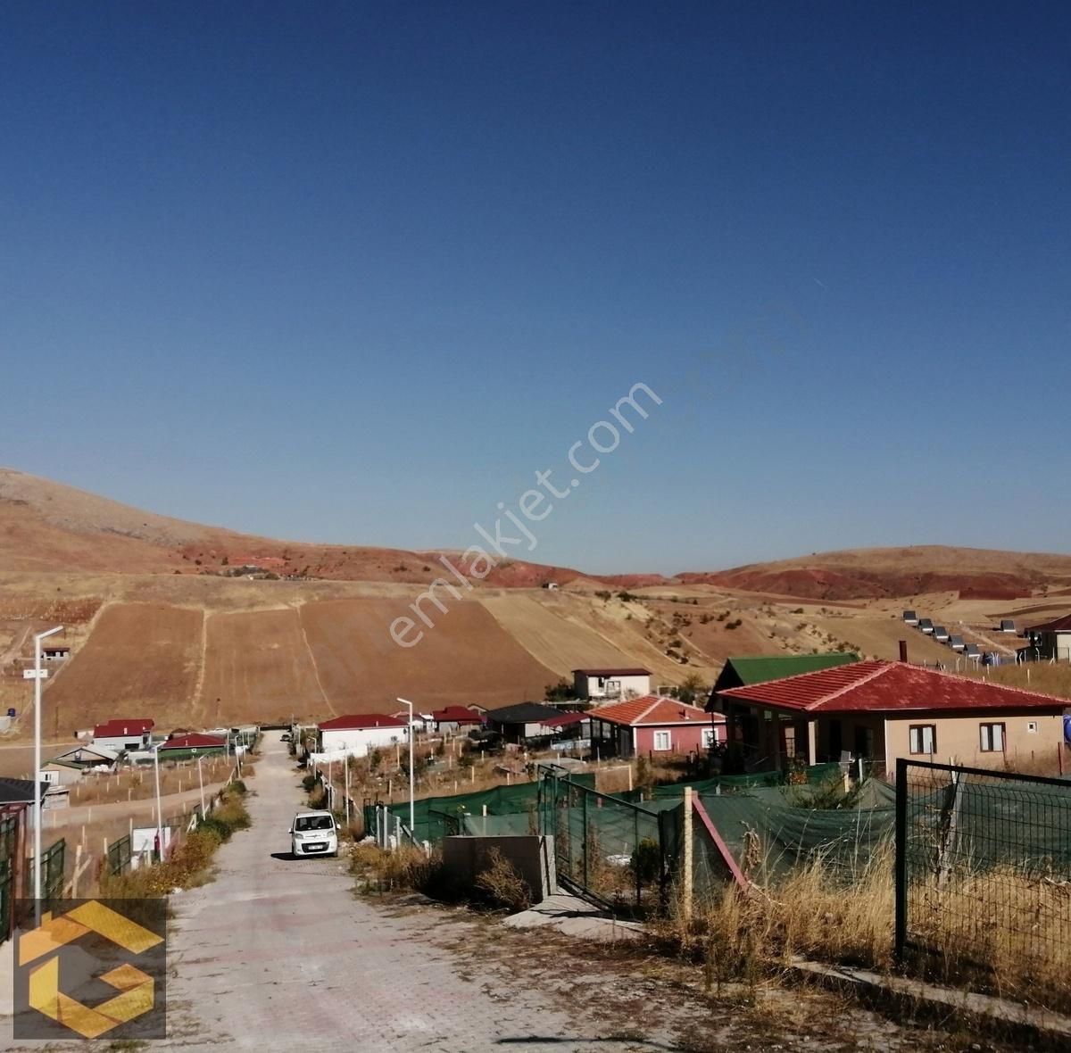 Çubuk İkipınar Satılık Tarla Çubuk İkipınar'da Acil Satılık Hobi Bahçesi