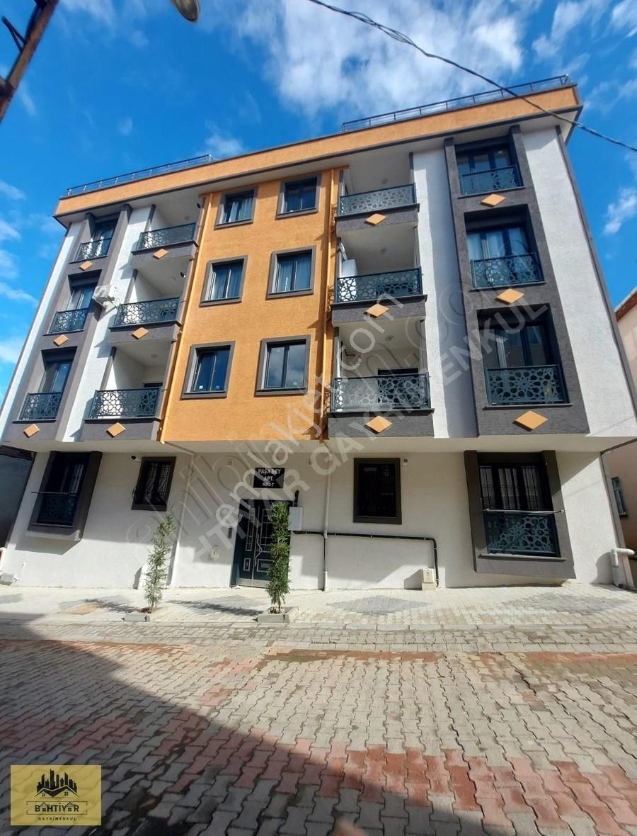 Sancaktepe Yenidoğan Satılık Daire BAHTİYAR GAYRİMENKULDEN SATILIK DAİRE SANCAKTEPE YENİDOĞAN MAH