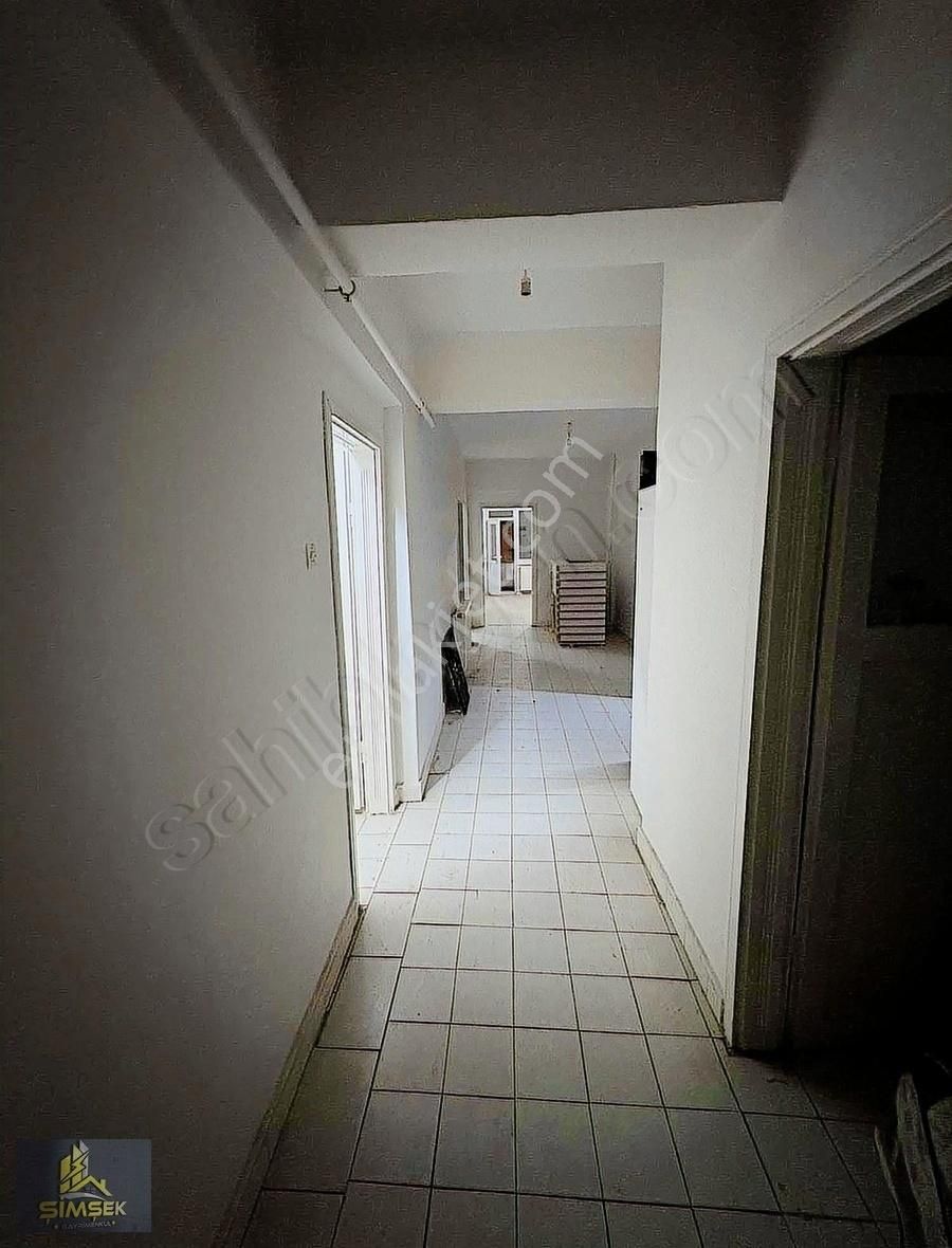 Vali Vahribey Caddesinde Satılık Ofis - Görsel 8