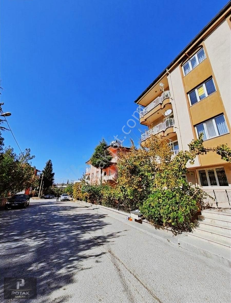 Burdur Merkez Yeni Satılık Daire BURDUR YENİ MAH. SATILIK 3+1 ARAKAT FERAH DAİRE