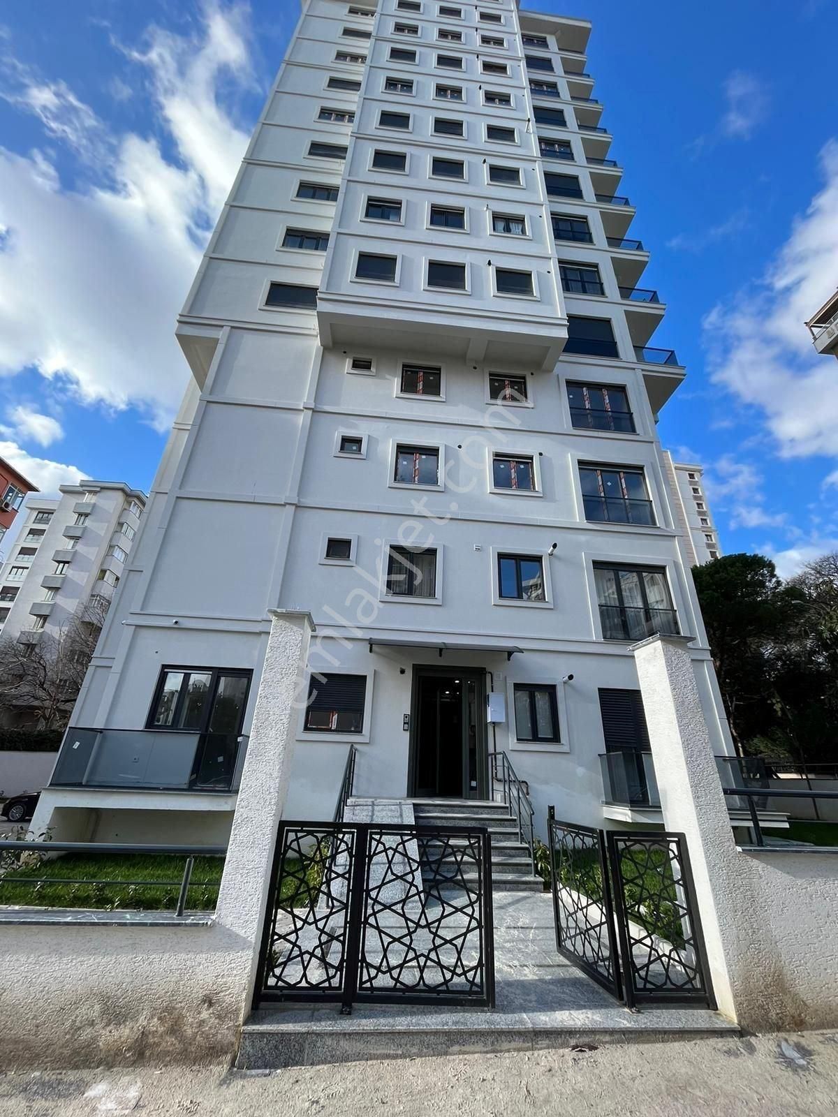 Kadıköy Bostancı Satılık Daire MUTLUOL PROJE'DEN DENİZ MANZARALI SIFIR 3+1 SATILIK DAİRE