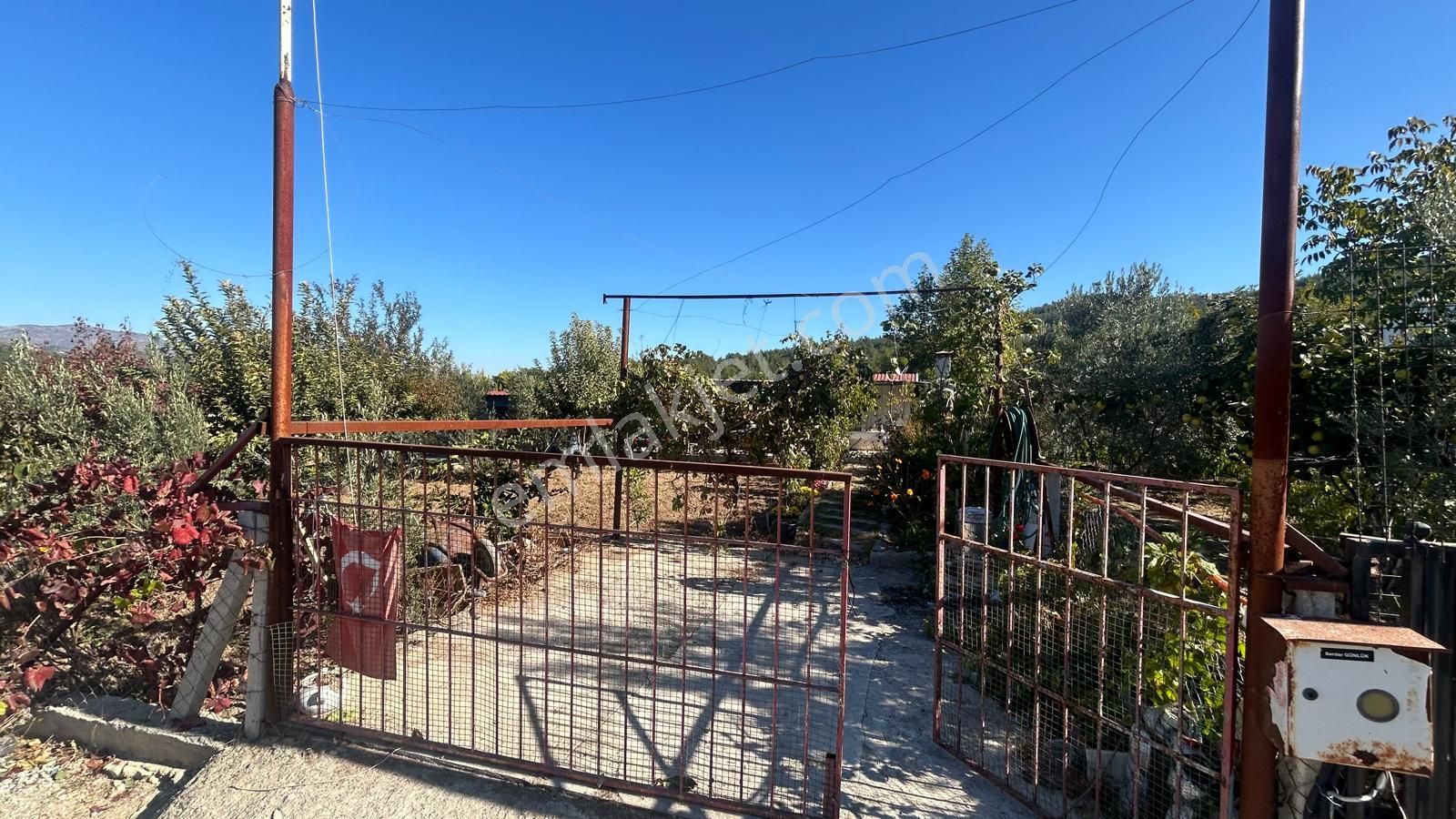 Menderes Turyap'tan Yeniköy'de 345m² Koop. Hisseli Bahçe - Görsel 11