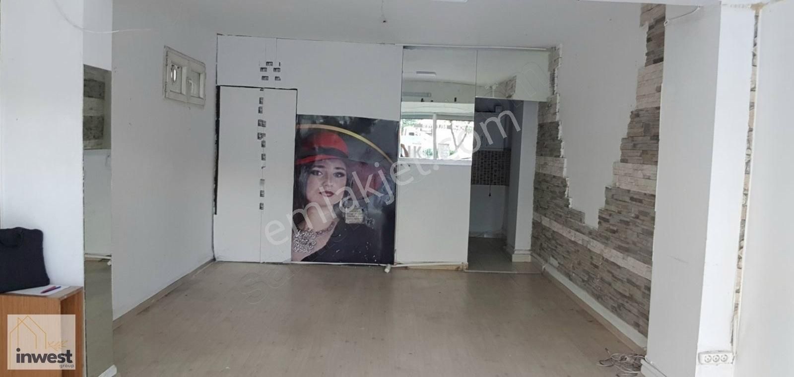 Avcılar Denizköşkler Kiralık Dükkan & Mağaza Avcılar Deniz Köşklerde Cadde Üstü Kiralık Depolu İşyeri