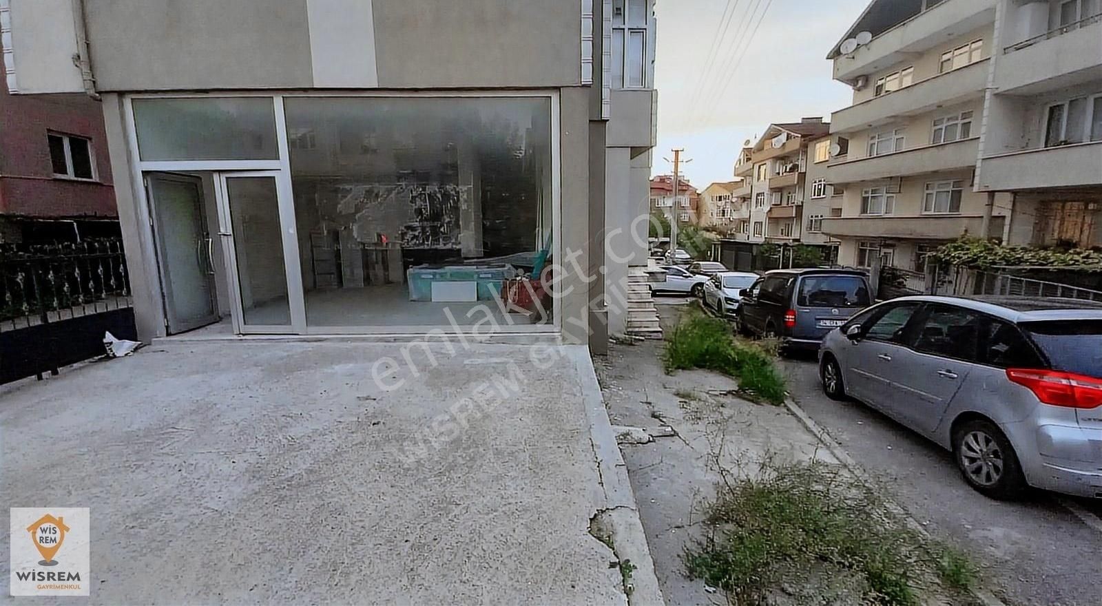 Gebze Arapçeşme Kiralık Dükkan & Mağaza İşlek Cadde Üzeri Mükemmel Konumda 200 m2 Dükkan