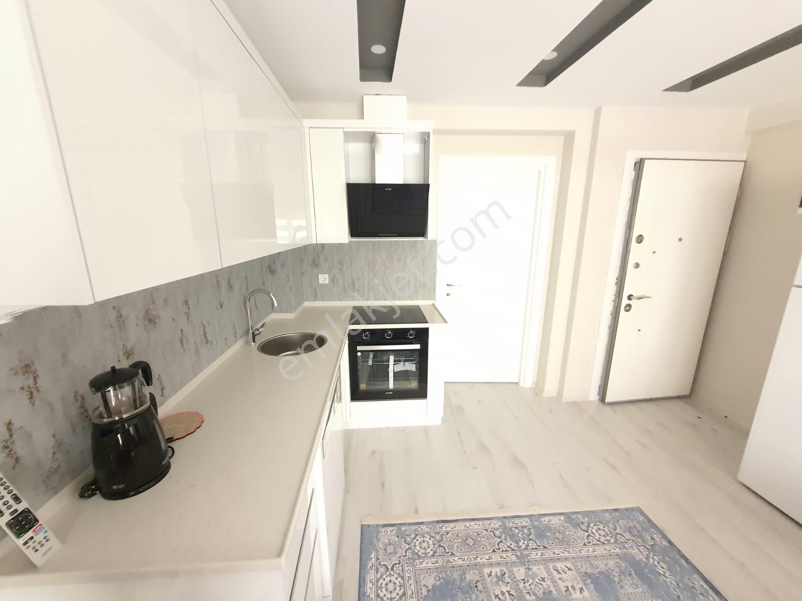 Balçova Onur Satılık Daire GLC | Real Estate WorkPlace'TEN BALÇOVADA ASANSÖRLÜ JEOTERMALLİ METRO 150 METRE 1+1 EMSALSİZ SATILIK