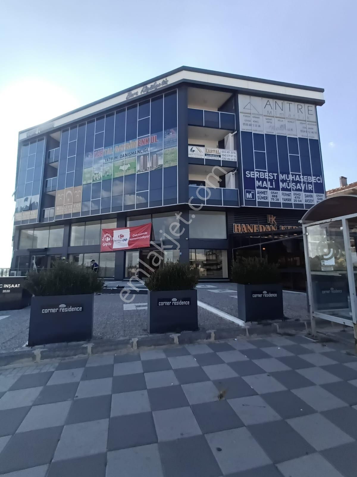 Ergene Sağlık Satılık Ofis  Tekirdağ Sağlık Mah. Edirne Caddesinde 2+1 65 m2 Satılık Ofis 