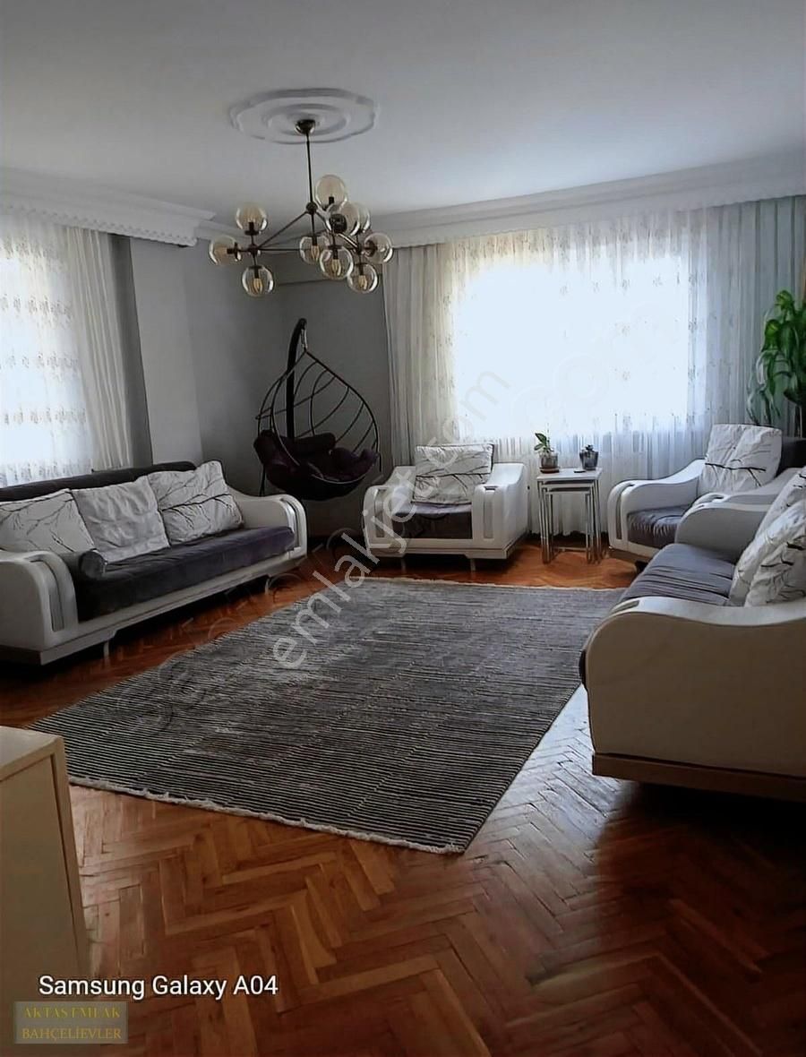 Bahçelievler Cumhuriyet Satılık Daire BAHCELIEVLAR DE SATILIK DAİRE AKTAŞ EMLAK