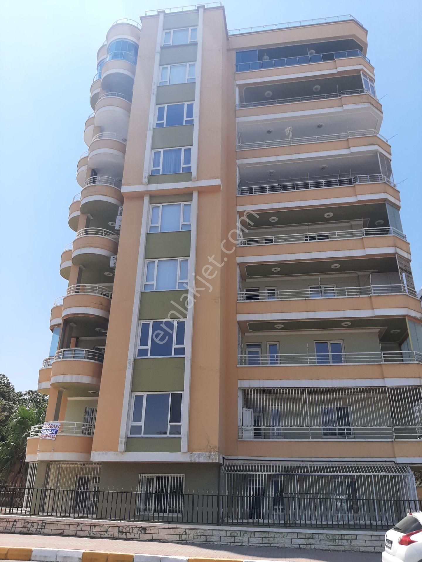 Karaköprü Esentepe Satılık Daire  ESENTEPE'DE PARK MANZARALI 4+1 DAİRE