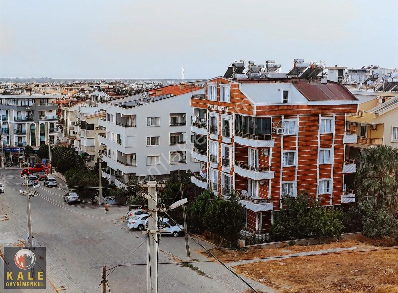 Didim Hisar Satılık Daire DİDİM MERKEZ DENİZ MANZARALI GENİŞ BALKON ASANSÖRLÜ ÖN CEPHE 1+1