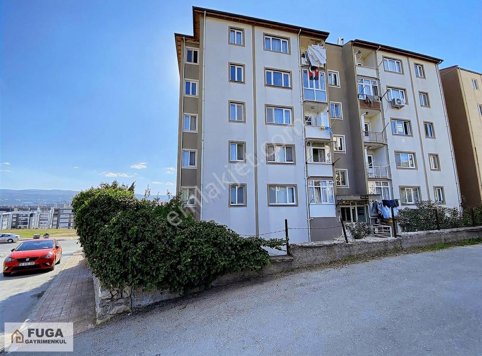 Nilüfer Balkan Kiralık Daire Göçmen Konutlarında Anaokulu Yanı Arakat 2+1 Kiralık Daire