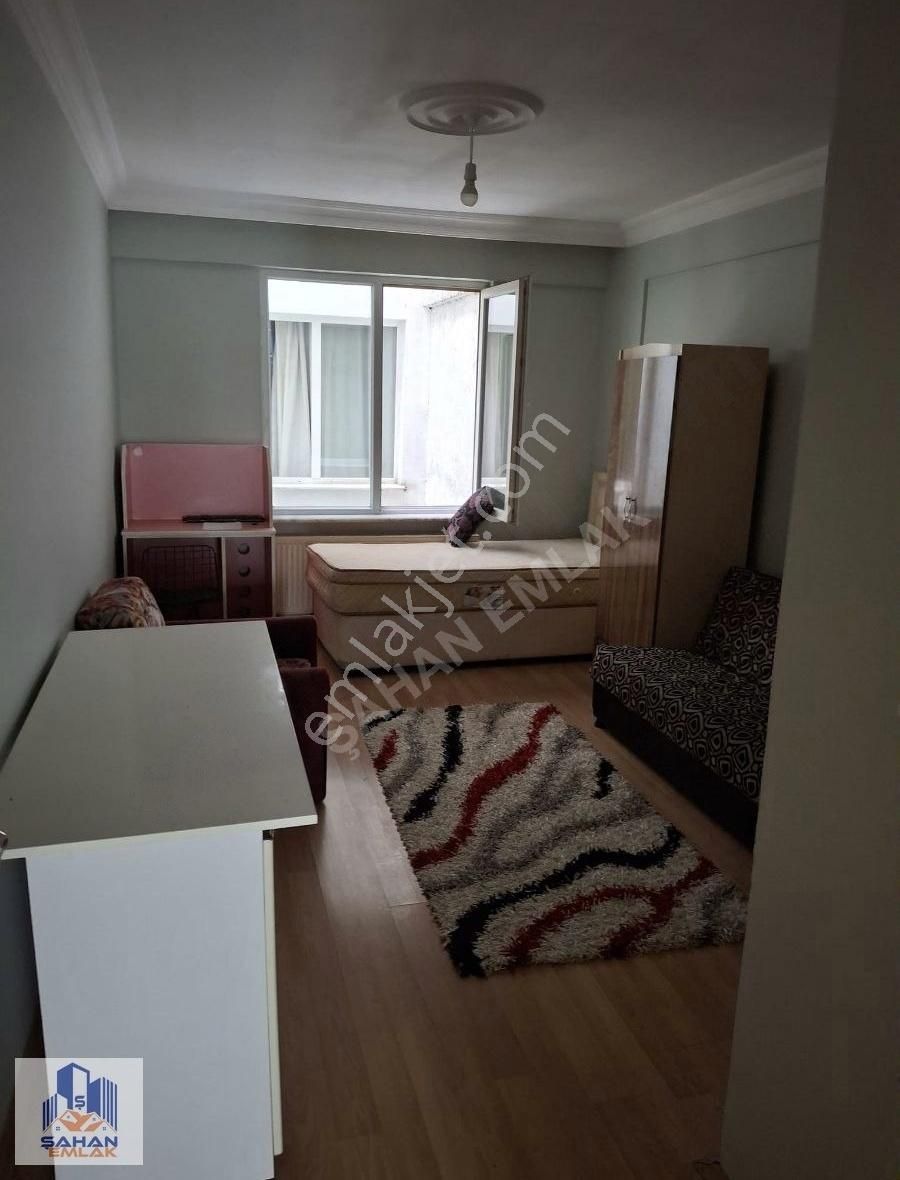 Kütahya Merkez Meydan Kiralık Daire ŞAHANDAN MEYDAN DA 4+1 EŞYALI KİRALIK DAİRE