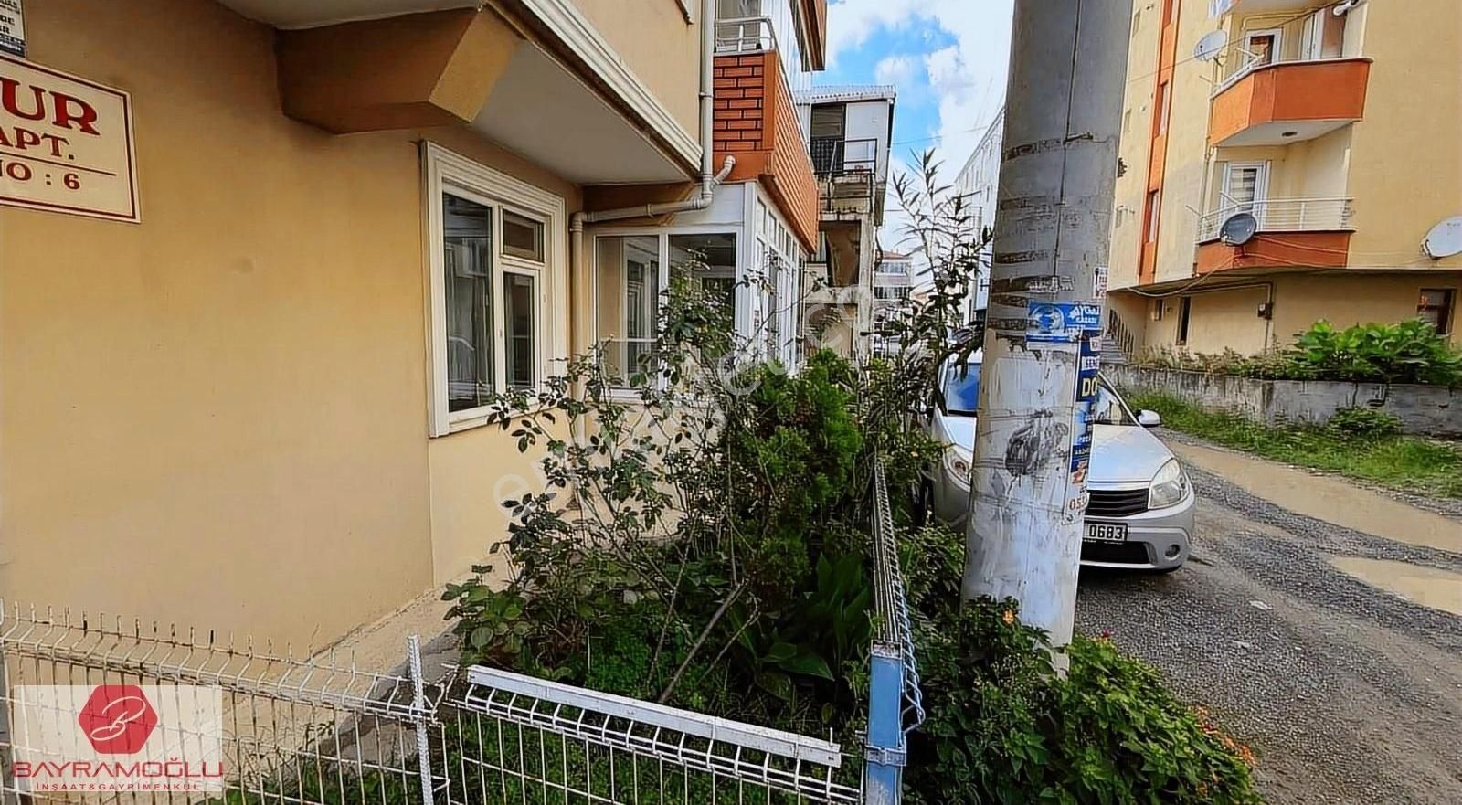 Karasu Yalı Satılık Daire Bu Fırsat kaçmaz Denize 50 metre 1+1 eşyalı daire