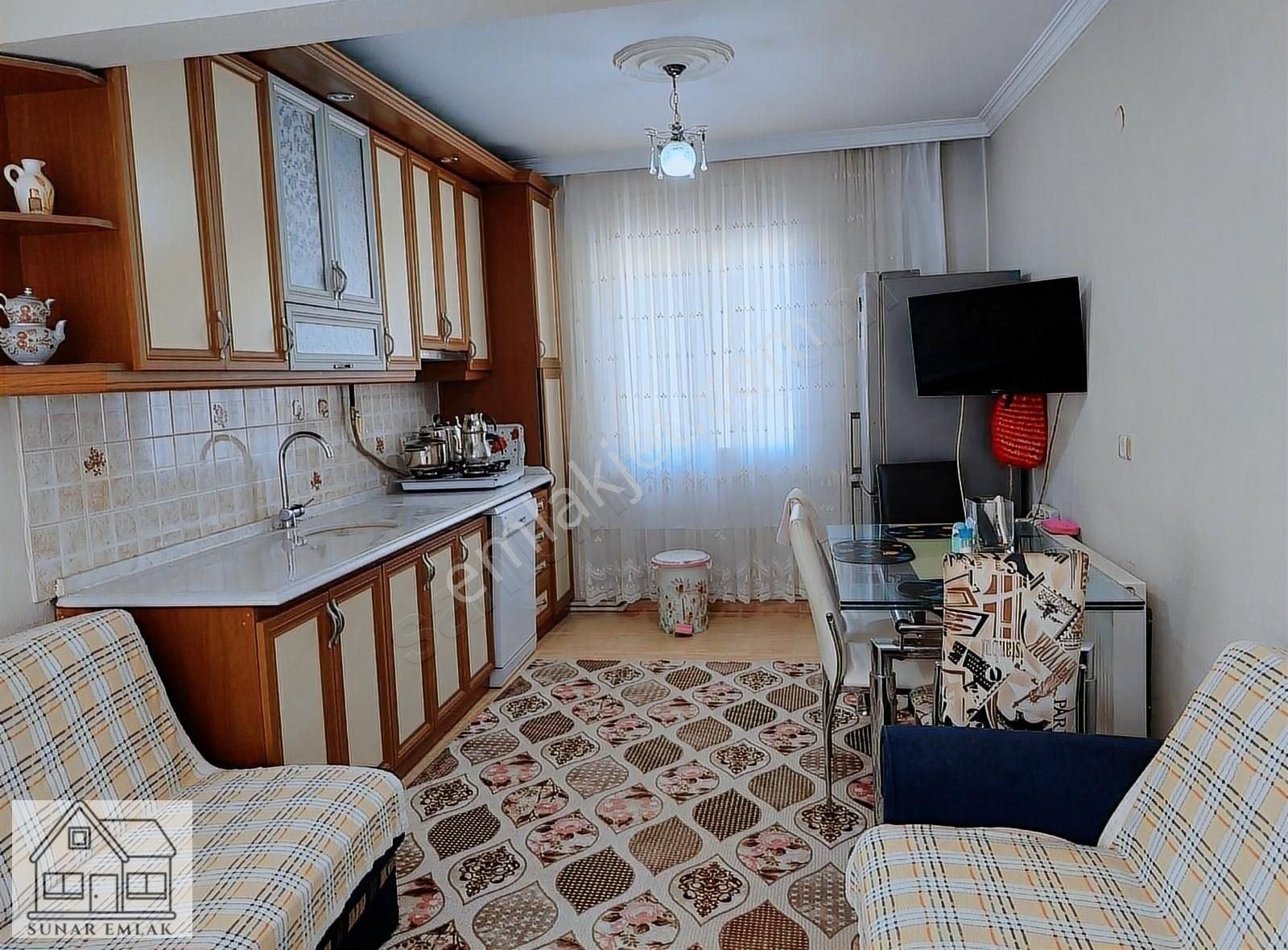 Bayraklı Onur Kiralık Daire BAYRAKLI ONUR MAH.FUL EŞYALI CADDE YAKIN, D.GAZLI ve KLİMALIDIR.